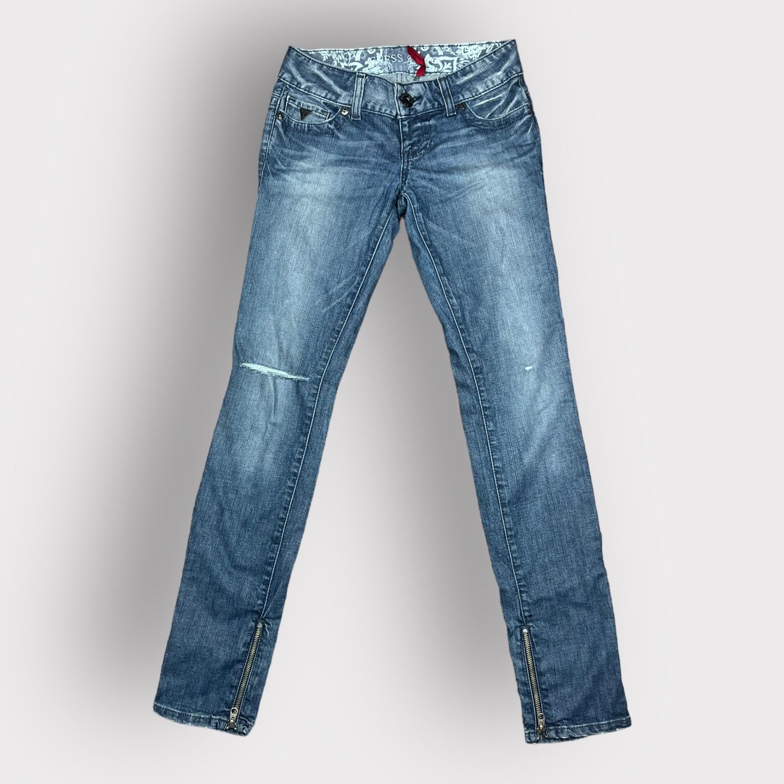 Guess Guess | Vintage Y2K Daredevil Skinny Embellished Jeans | 26 Size 26" / US 2 / IT 38 - 2 Thumbnail