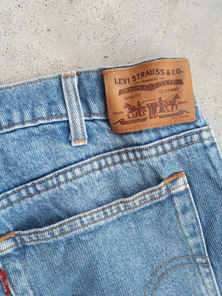 Levi's Vintage Levi's Jeans 626 Relaxed 33x30 Size US 33 - 3 Thumbnail
