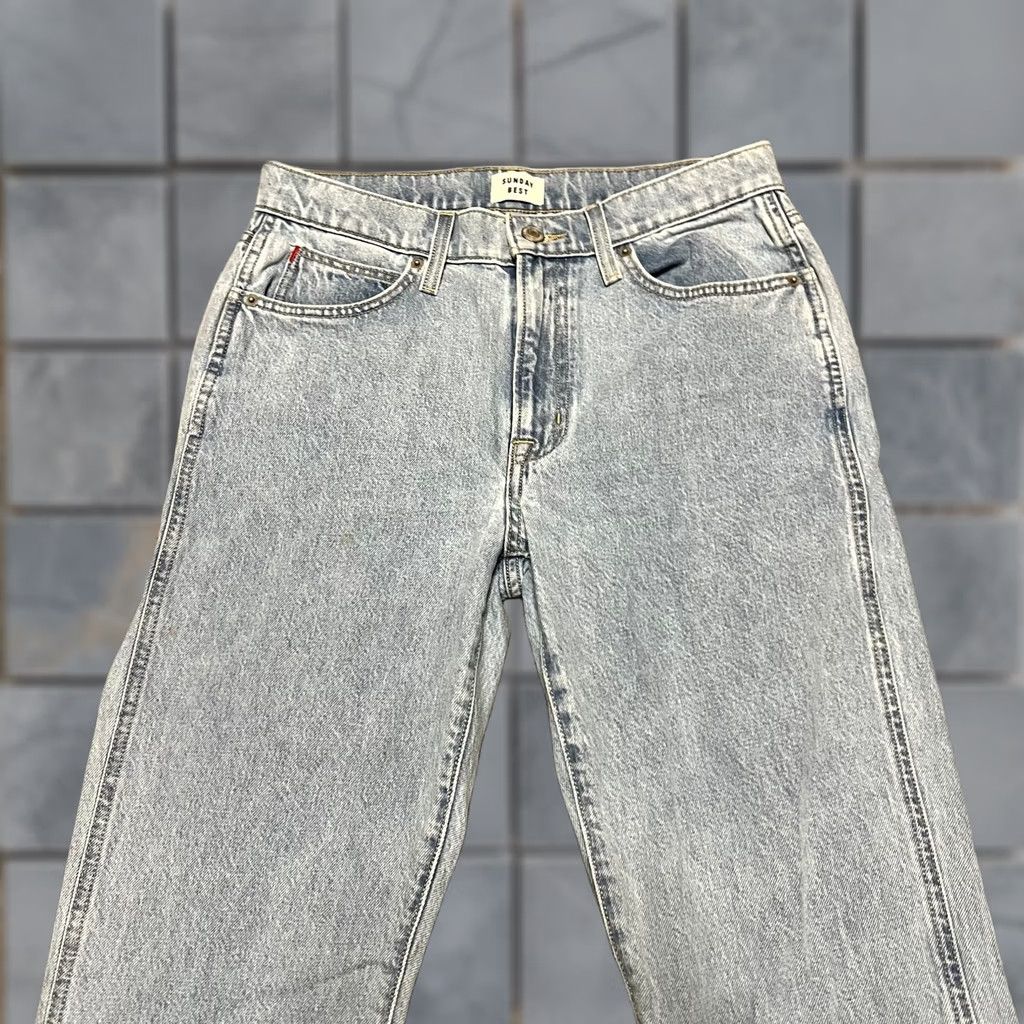 Vintage Sunday Best Aritzia Jeans Womens 6 (30x31) Distressed Straight High Rise Blue Jeans Womens 6 Regular Straight 30x31 Distressed High Rise Mens? Womens Size 28" / US 6 / IT 42 - 1 Thumbnail