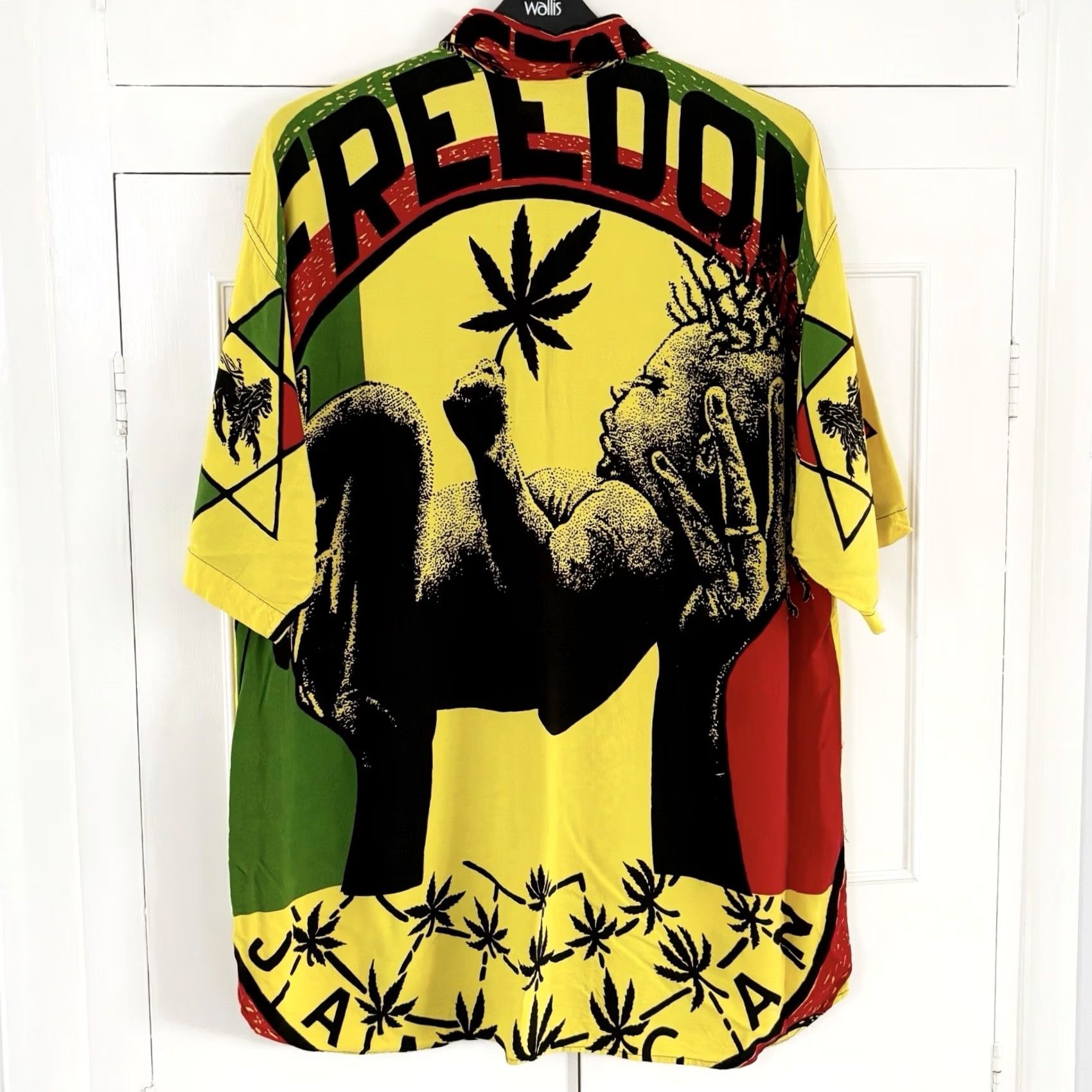 Roots VINTAGE Roots Rasta Reggae Shirt Mens Carnival Festival Freedom XL Multicoloured Short Sleeve Button-Up Collared Rayon Reggae Rasta Theme Size US XL / EU 56 / 4 - 2 Thumbnail