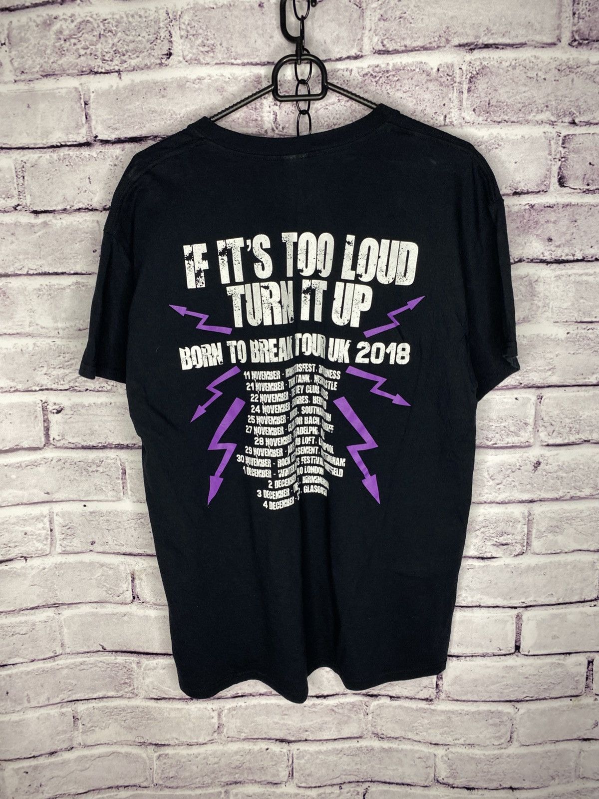 Band Tees Men's T-Shirt The Amorettes Born To Break UK Tour Tee Size US L / EU 52-54 / 3 - 9 Thumbnail