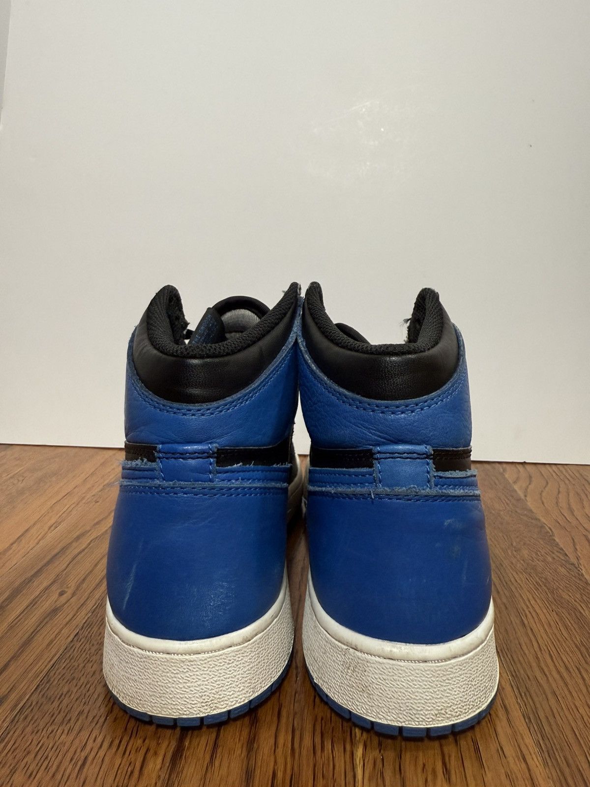 Jordan Brand Air Jordan 1 Retro Royal (2017) GS 375441-007 Size 5Y No Box Size US 5 / EU 37 - 3 Thumbnail