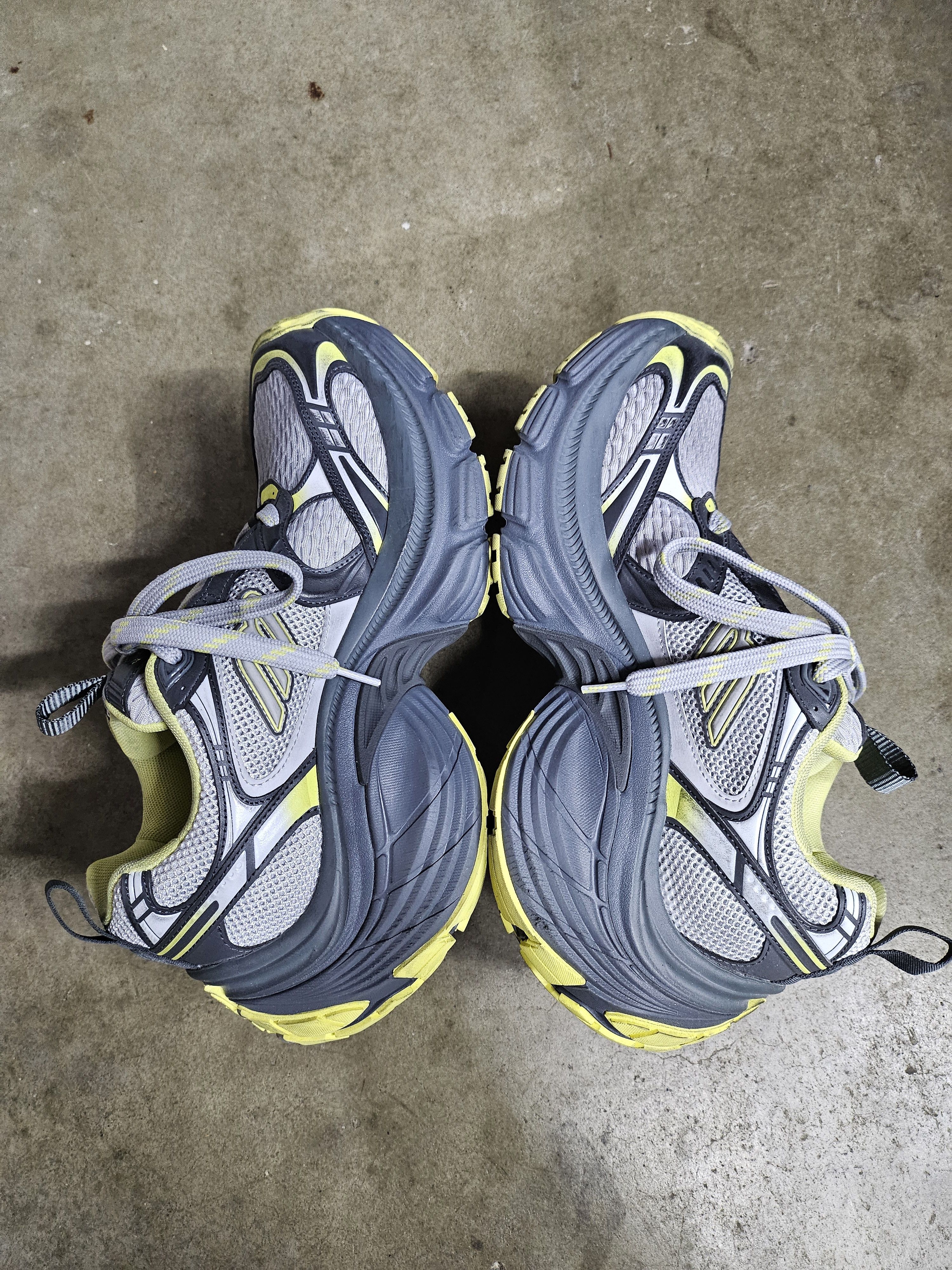 Balenciaga Balenciaga 10XL Grey/Yellow Size 40 Size US 7 / EU 40 - 6 Thumbnail