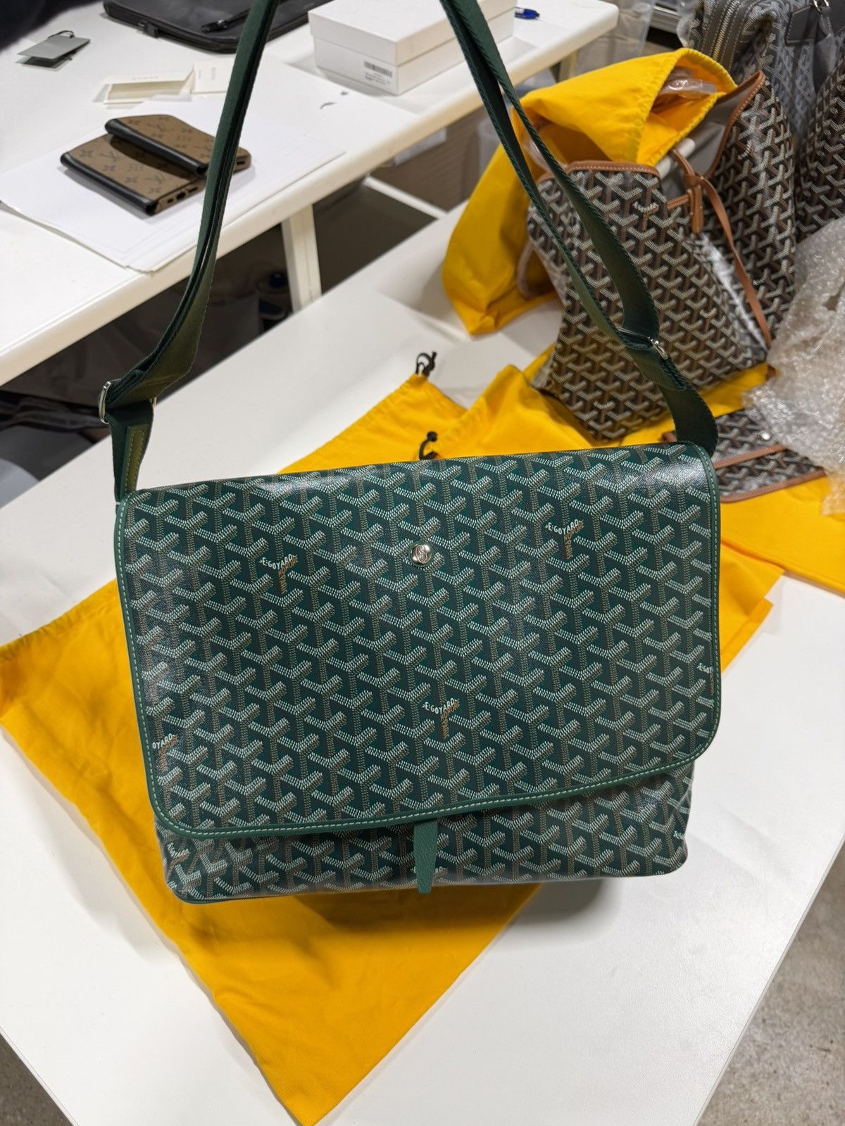 Goyard Goyard Capetien Messenger Bag ä NEW Size ONE SIZE - 1 Thumbnail