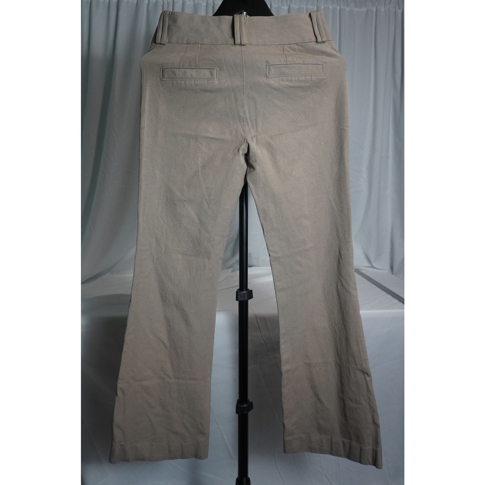 Banana Republic Banana Republic Martin Fit Trouser No. 323 – Beige/Khaki Size 27" / US 4 / IT 40 - 2 Thumbnail