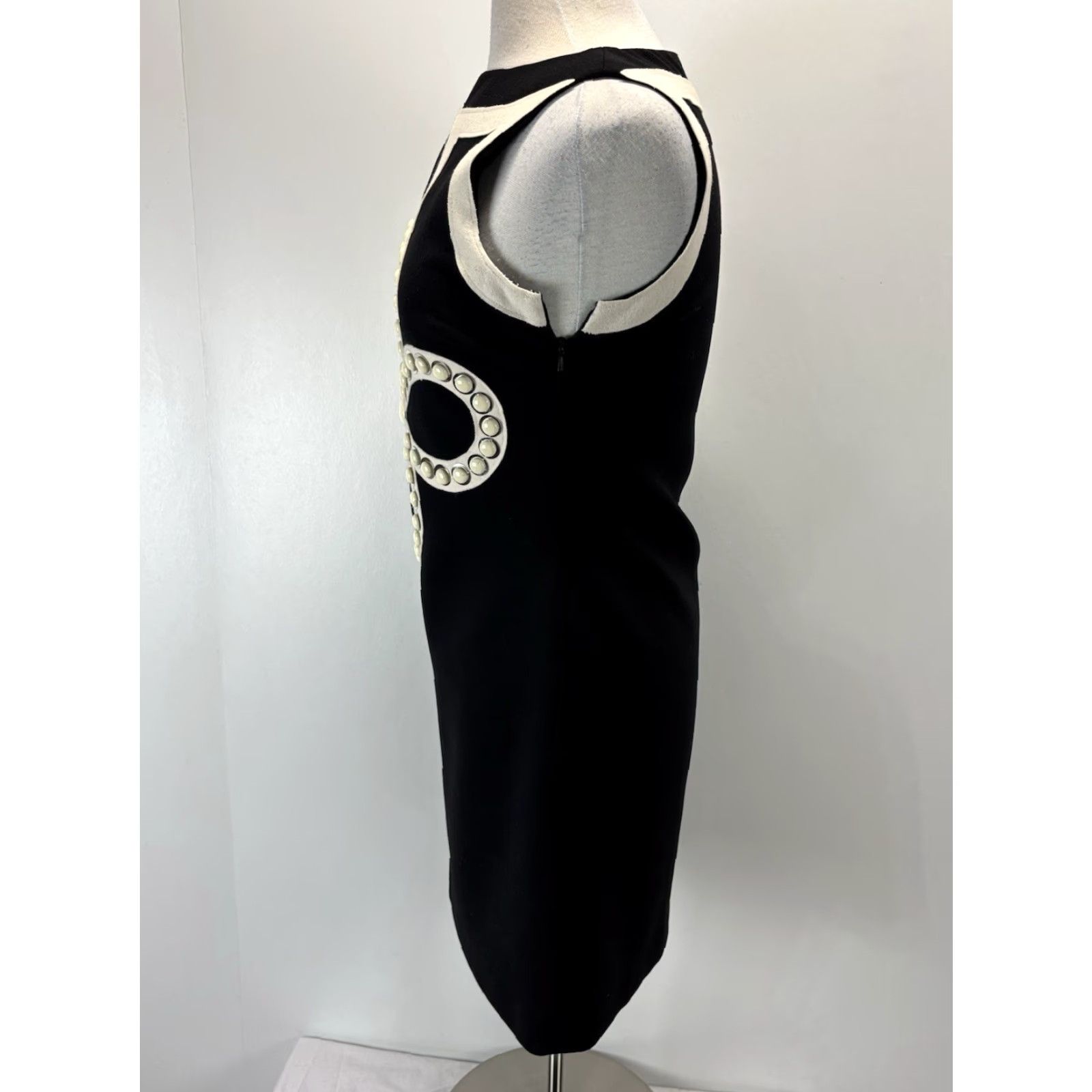 Tory Burch TORY BURCH Wool Blend Sheath Dress Size 4 Black Cream Embellished Lined Womens Classic Designer Size S / US 4 / IT 40 - 2 Thumbnail