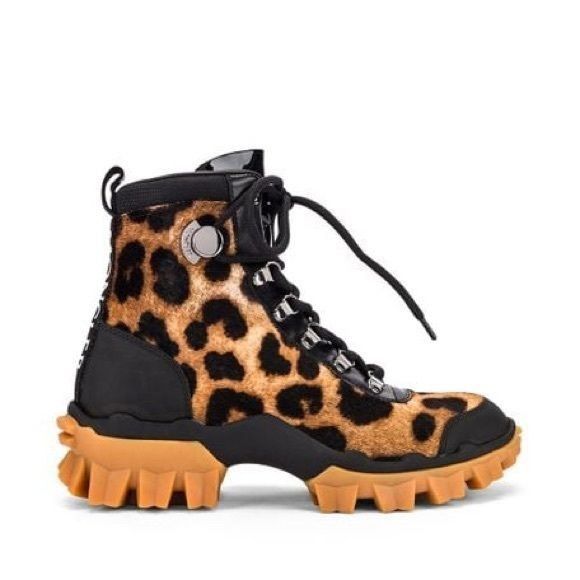 image of Moncler Women's Helis Boot in Black (Size 11)