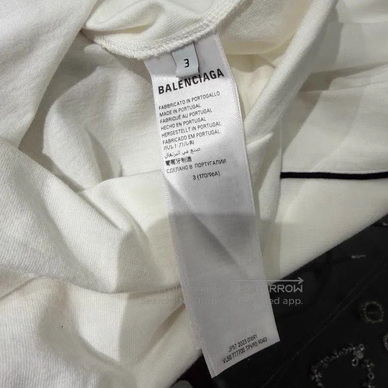 Balenciaga Balenciaga White Soccer Series Short Sleeve Tee Size US L / EU 52-54 / 3 - 5 Thumbnail
