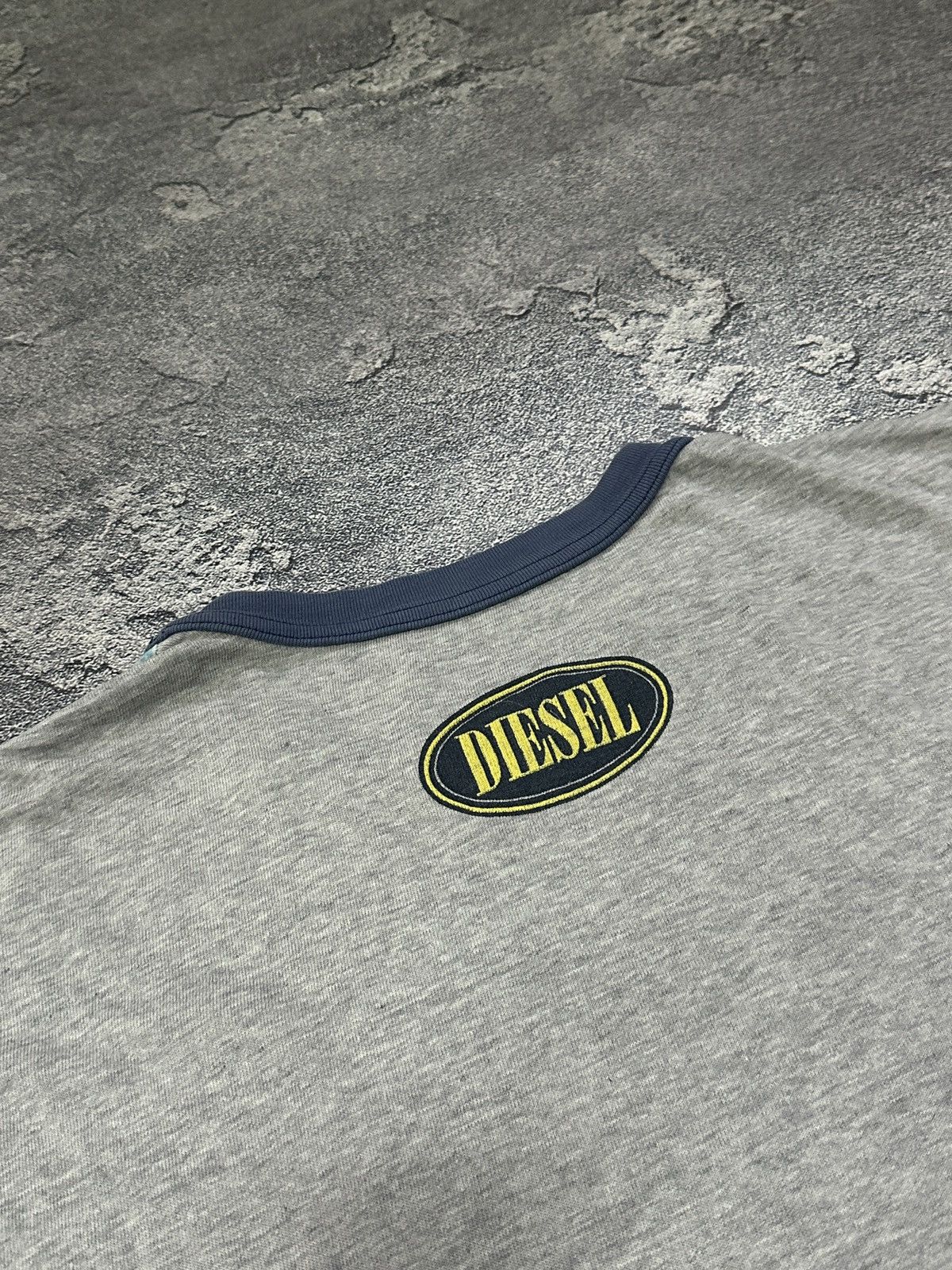 Diesel Vintage Diesel Valley Heights Graphic T-Shirt L Y2K Cyber Size US L / EU 52-54 / 3 - 12 Thumbnail