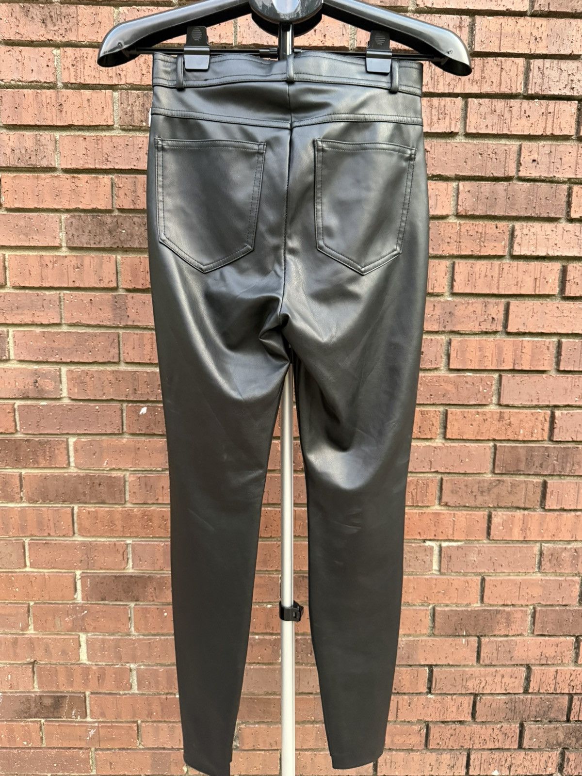 Zara ZARA WOMAN Black Faux Leather High Skinny Pants Size Small Size 27" / US 4 / IT 40 - 5 Thumbnail