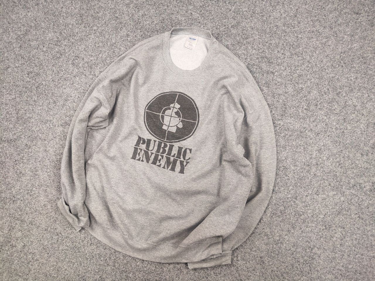 Public Enemy Vintage Public Enemy Target Logo Gray Crew chek Sweatshirt Size US XL / EU 56 / 4 - 4 Thumbnail