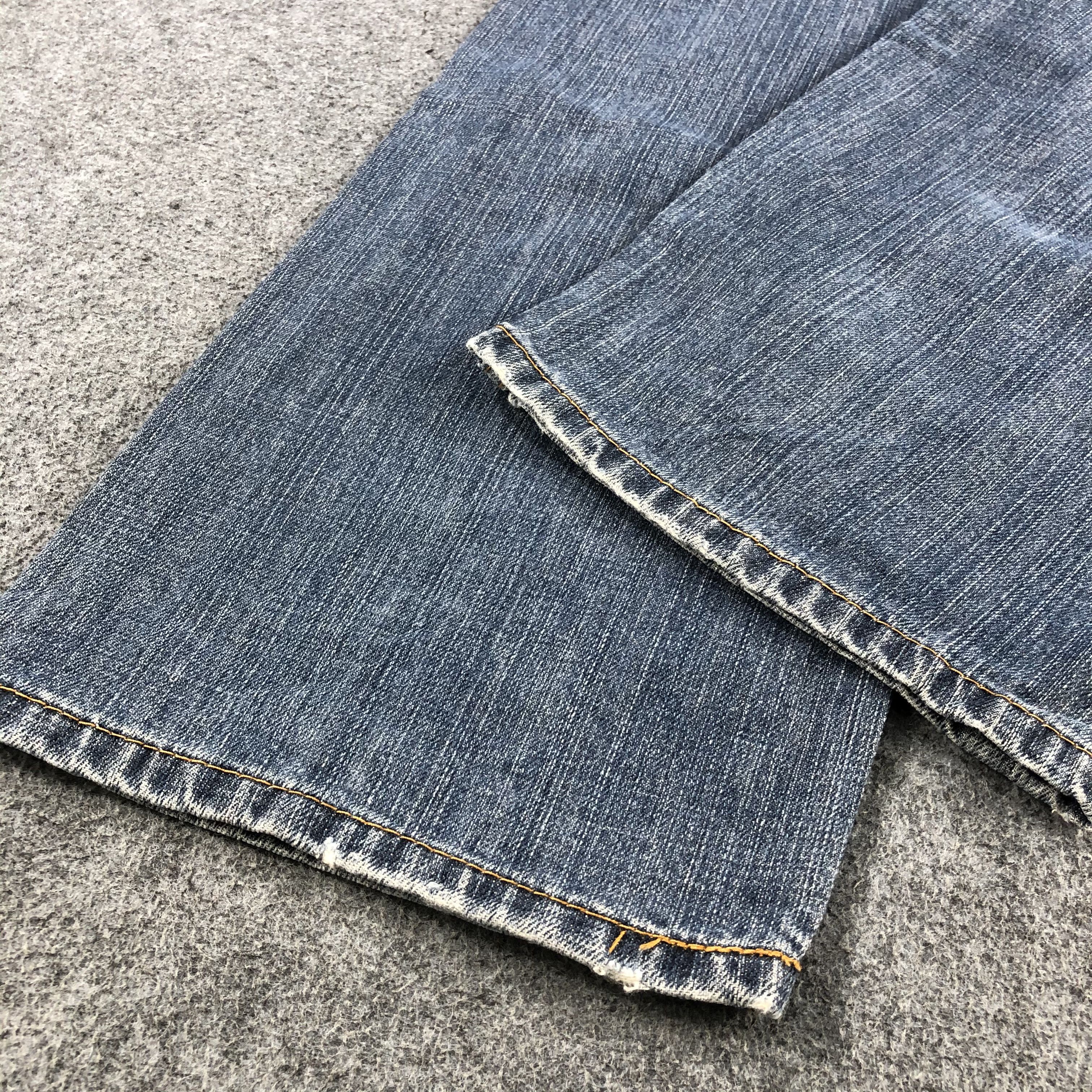Levi's Vintage Blue Wash Levis 505 Jeans-J2206 Size US 43 - 6 Thumbnail