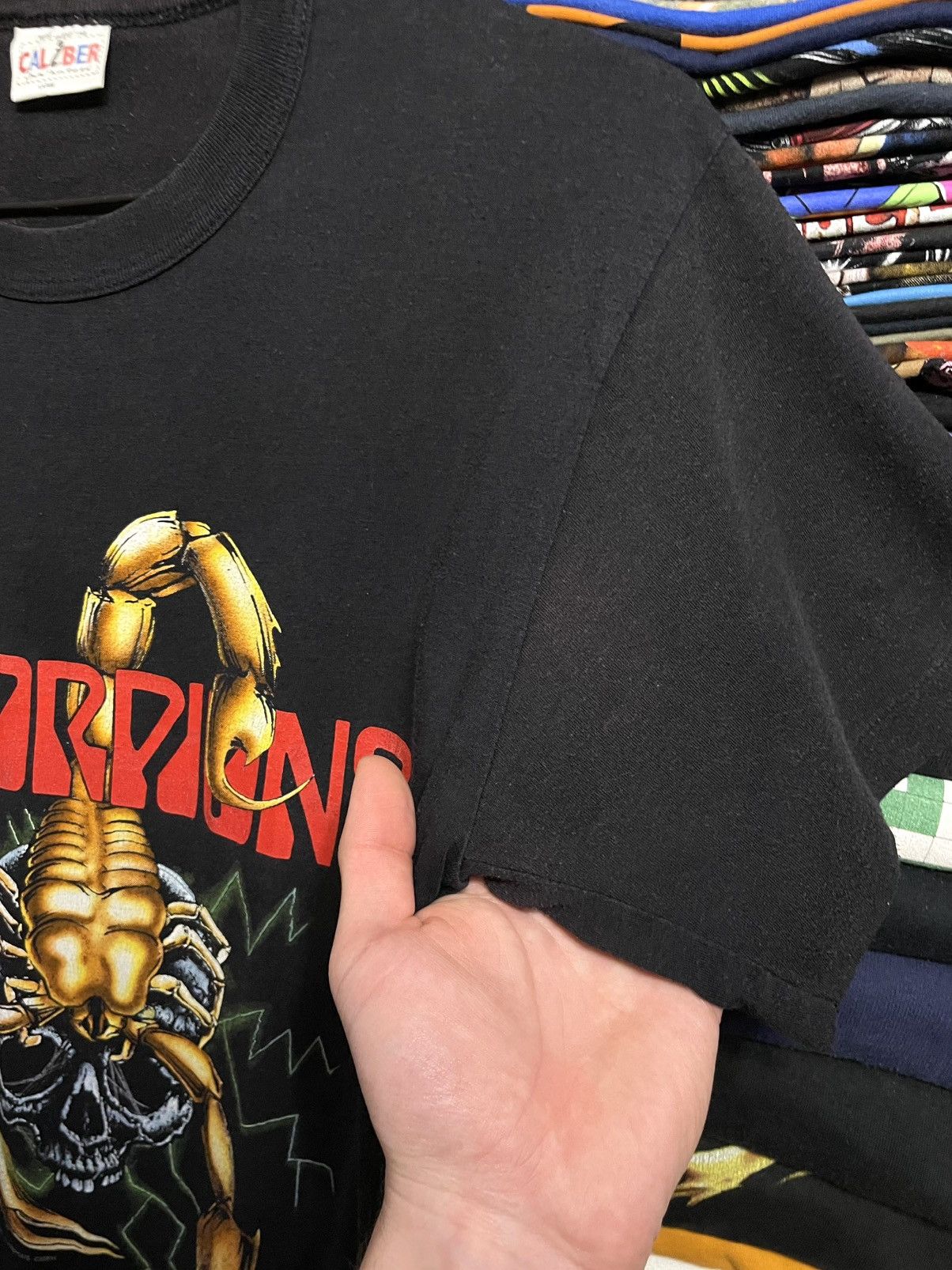 Band Tees Vintage 1988 Scorpions Tour Concert Rock Metal Band T-Shirt Size US M / EU 48-50 / 2 - 12 Thumbnail