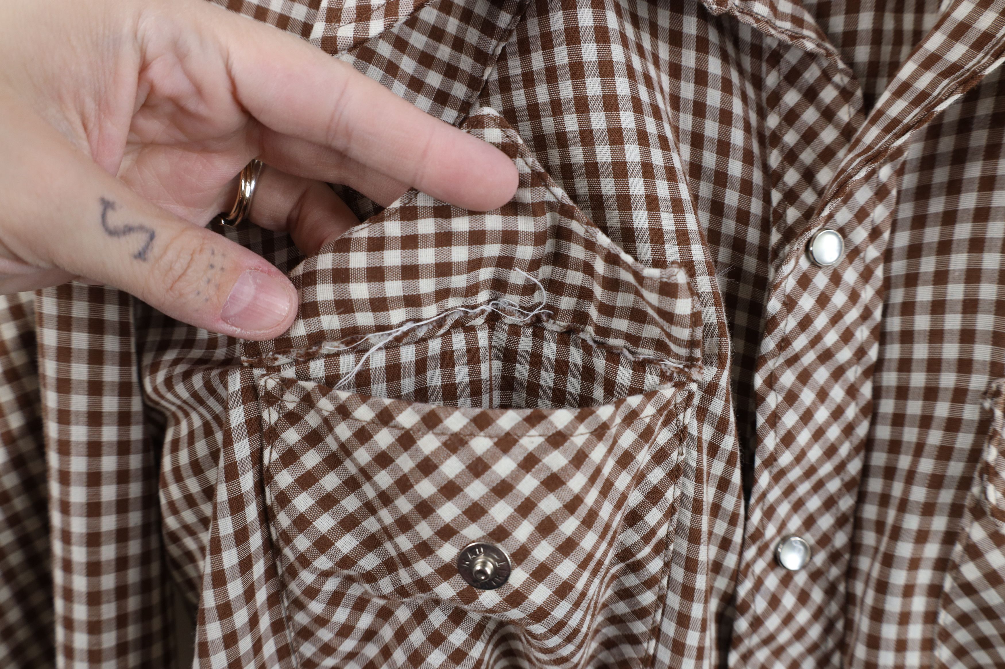 Vintage Vintage 70s Snap Button Collared Shirt Gingham Plaid USA Size US L / EU 52-54 / 3 - 4 Thumbnail