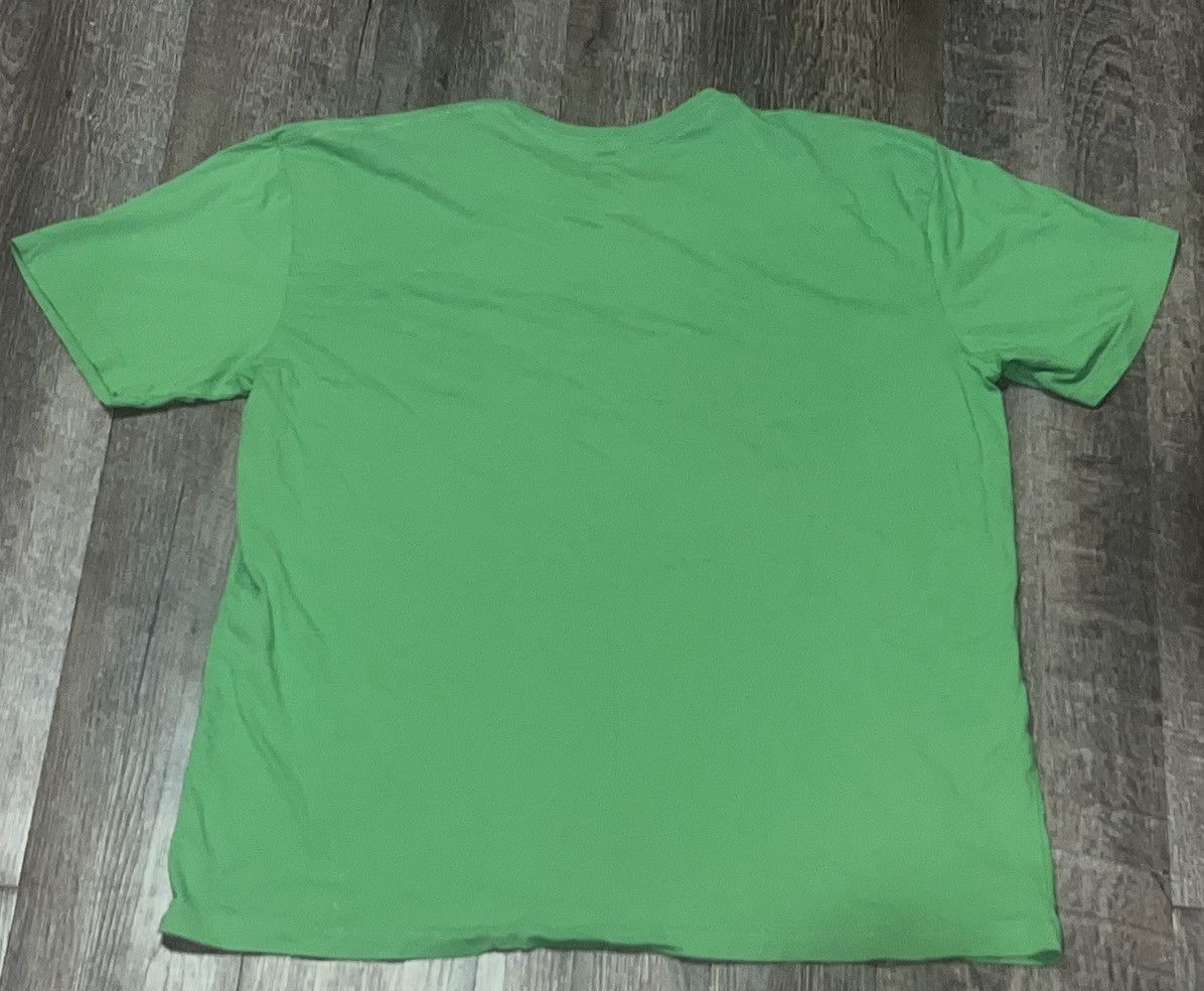 Nintendo Super Nintendo World Player 2 Shirt size XL Size US XL / EU 56 / 4 - 4 Thumbnail
