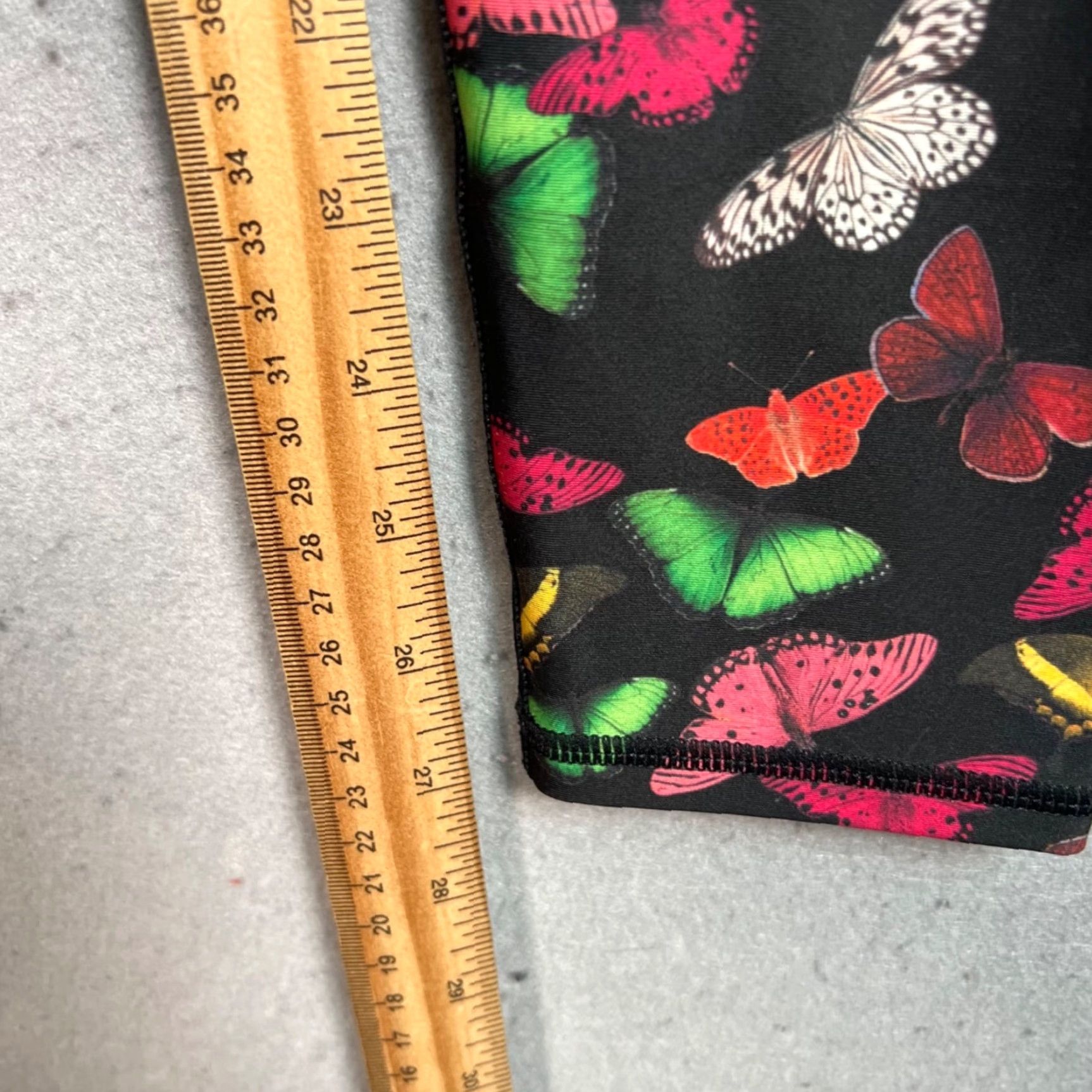 Alice + Olivia Alice & Olivia By Stacey Bendet Medium Butterfly Print High-Waisted Leggings Size 32" / US 10 / IT 46 - 7 Thumbnail