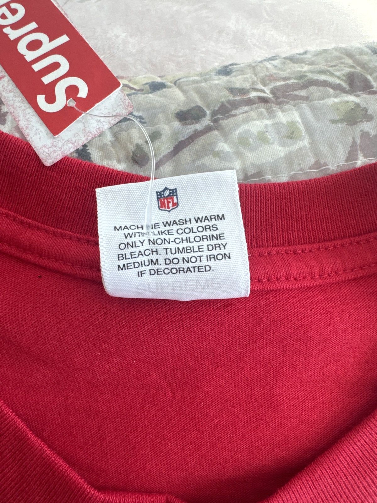 Supreme Supreme T-shirt Size US L / EU 52-54 / 3 - 4 Thumbnail