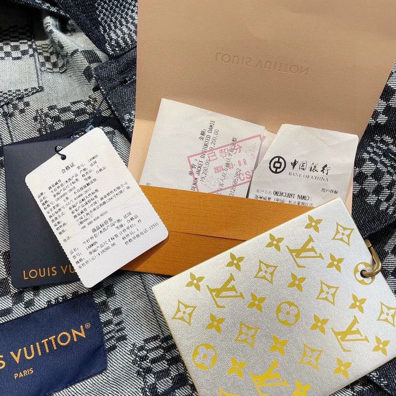 Louis Vuitton Louis Vuitton Black checkerboard denim jacket Size US L / EU 52-54 / 3 - 6 Thumbnail