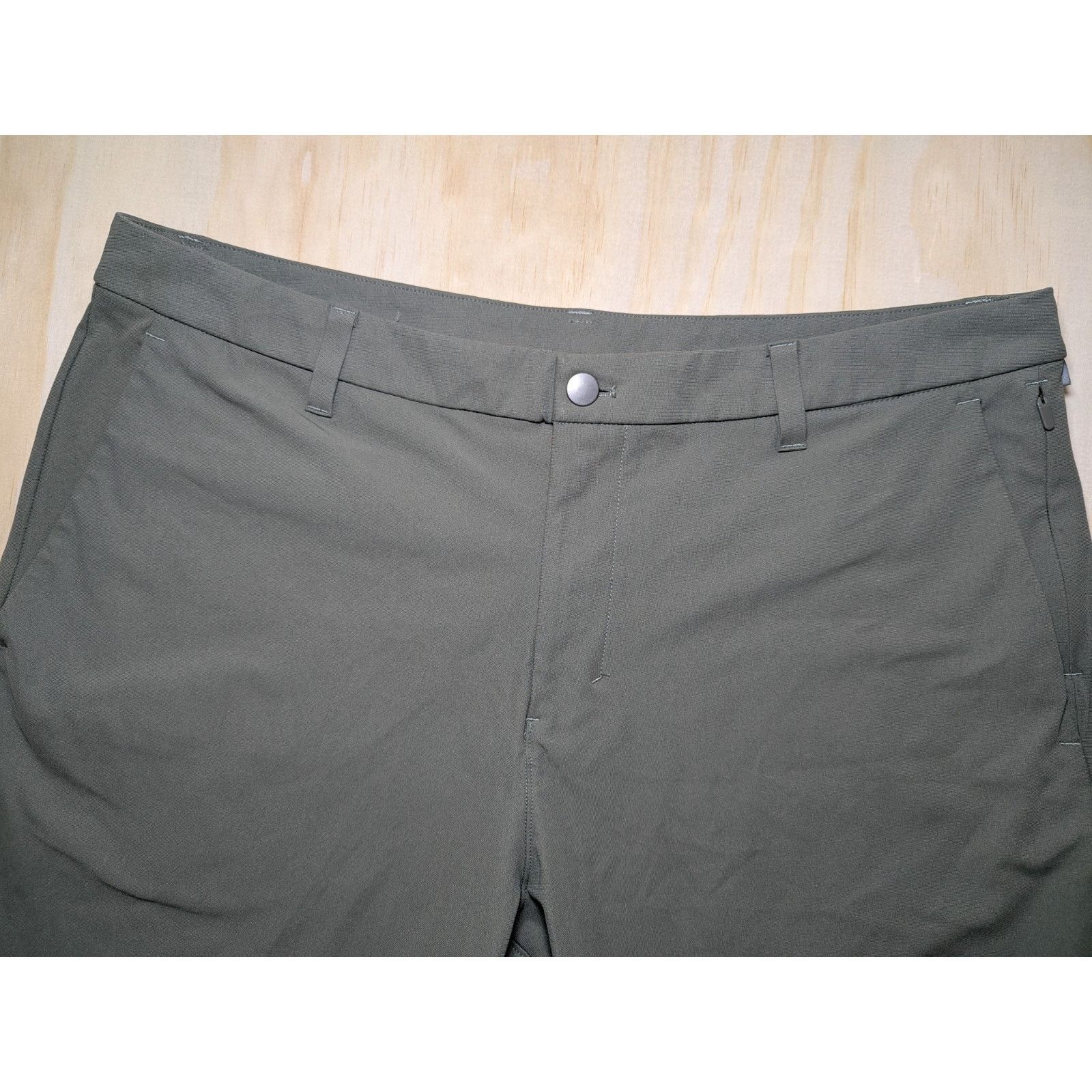 Lululemon Lululemon Men's 38 Shorts Gray Sage Commission Warpstreme Size US 38 / EU 54 - 2 Thumbnail