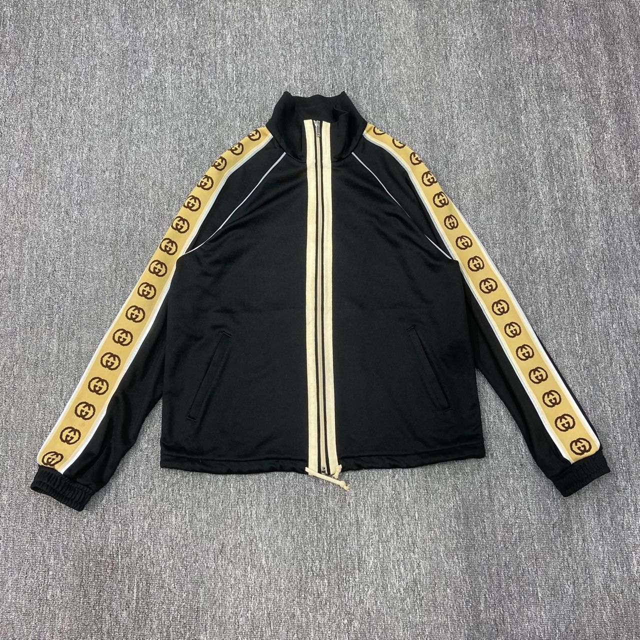 Gucci Gucci double G string label 3M reflective school uniform ja Size US S / EU 44-46 / 1 - 1 Thumbnail