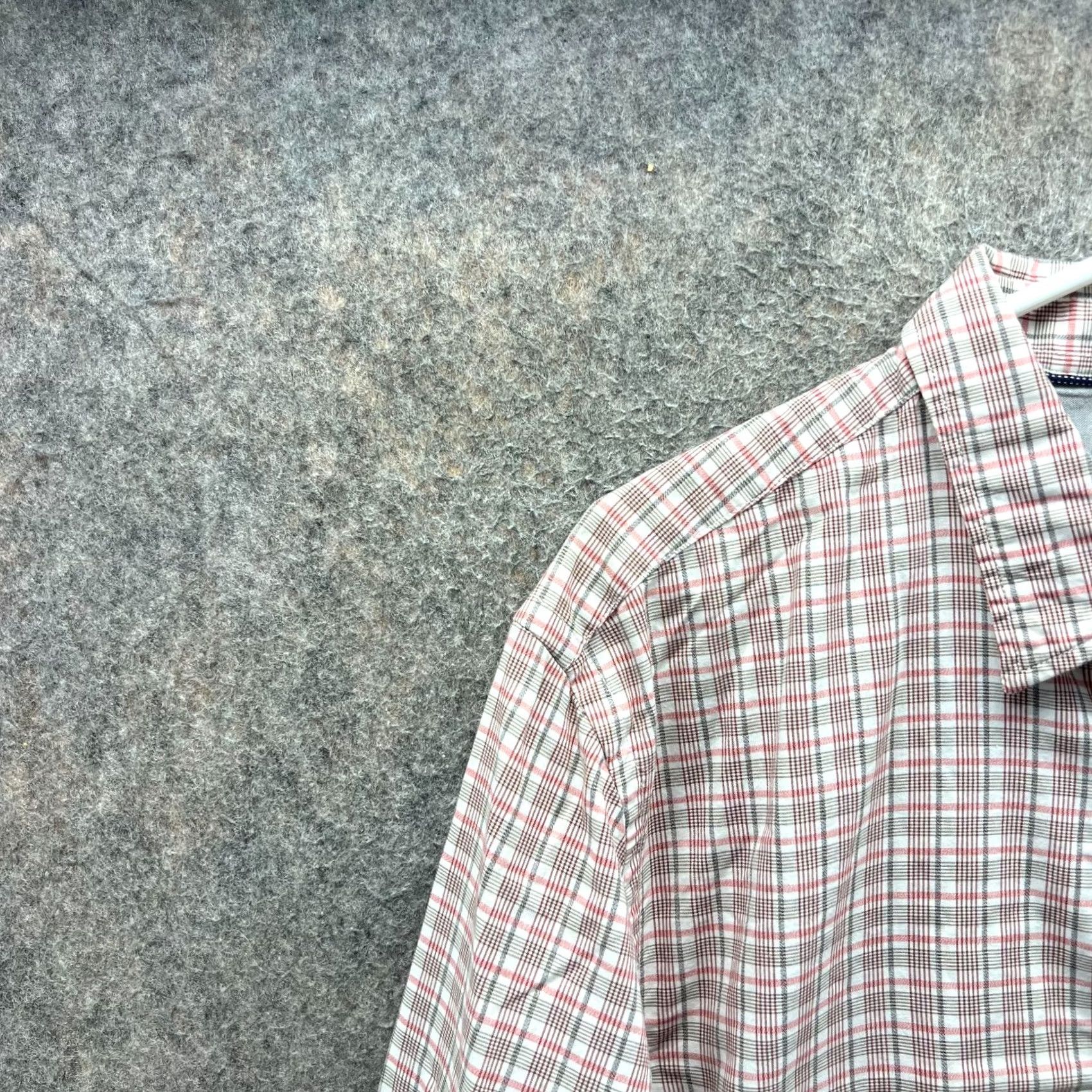 Banana Republic Banana Republic Shirt Mens Large White Red Button-Down Plaid Slim Wash 078 Size US L / EU 52-54 / 3 - 3 Thumbnail