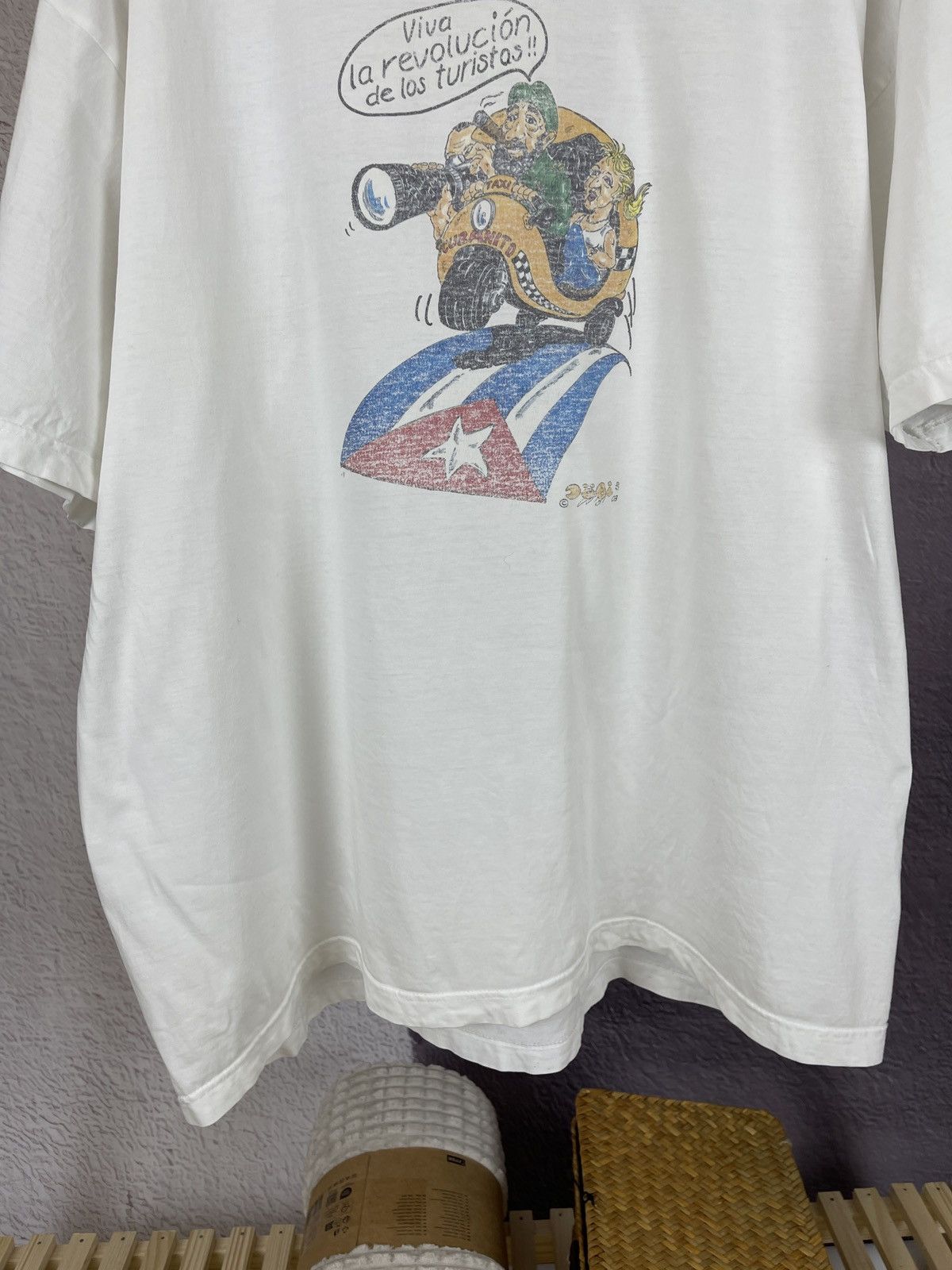 Vintage Whale vintage Cuban Revolution Fidel Castro Che Guevara tee Size US XXL / EU 58 / 5 - 3 Thumbnail