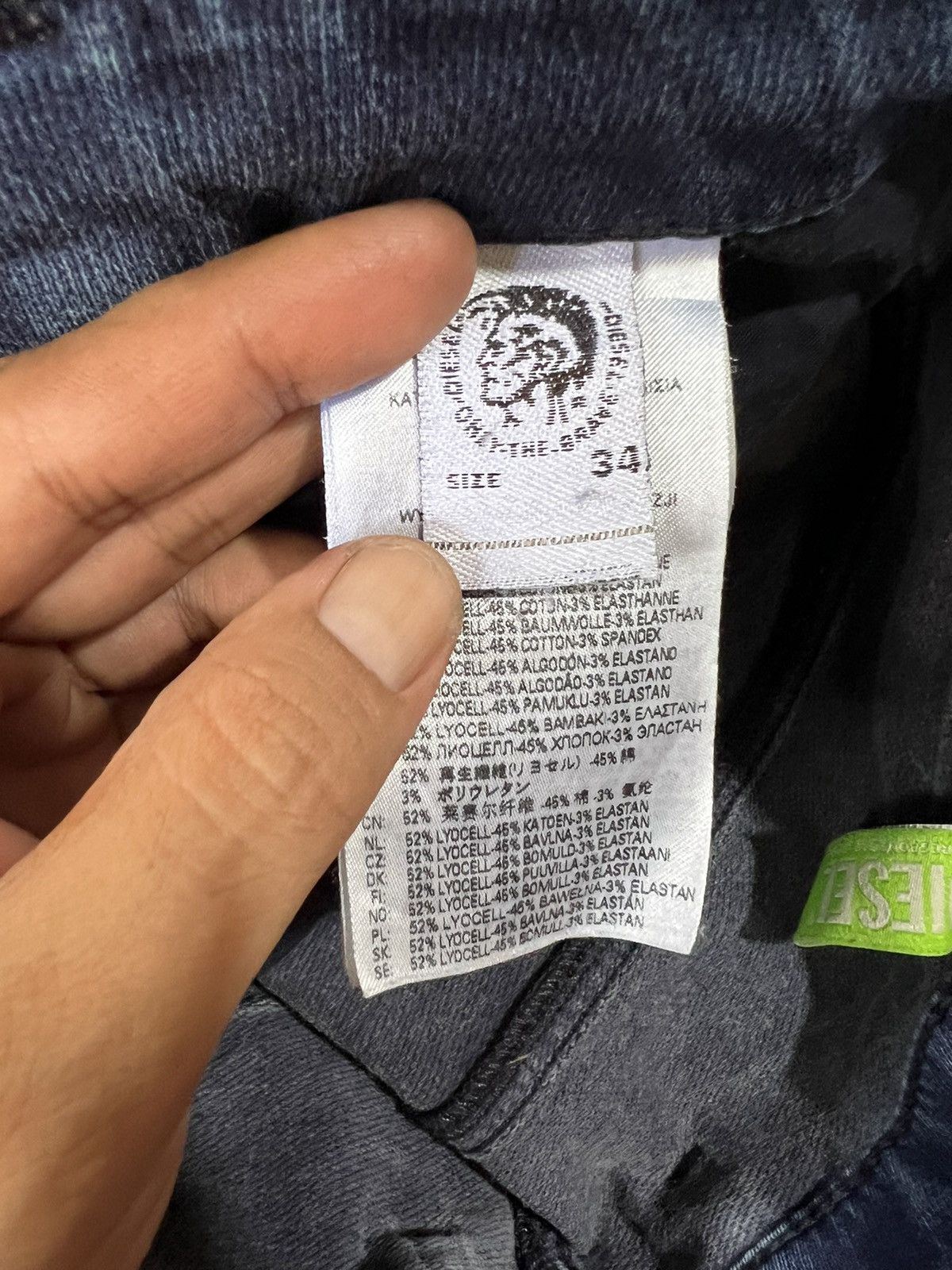 Diesel 🔥Vintage Diesel Stretchable Distressed Denim Sweatpants Size US 36 / EU 52 - 19 Thumbnail