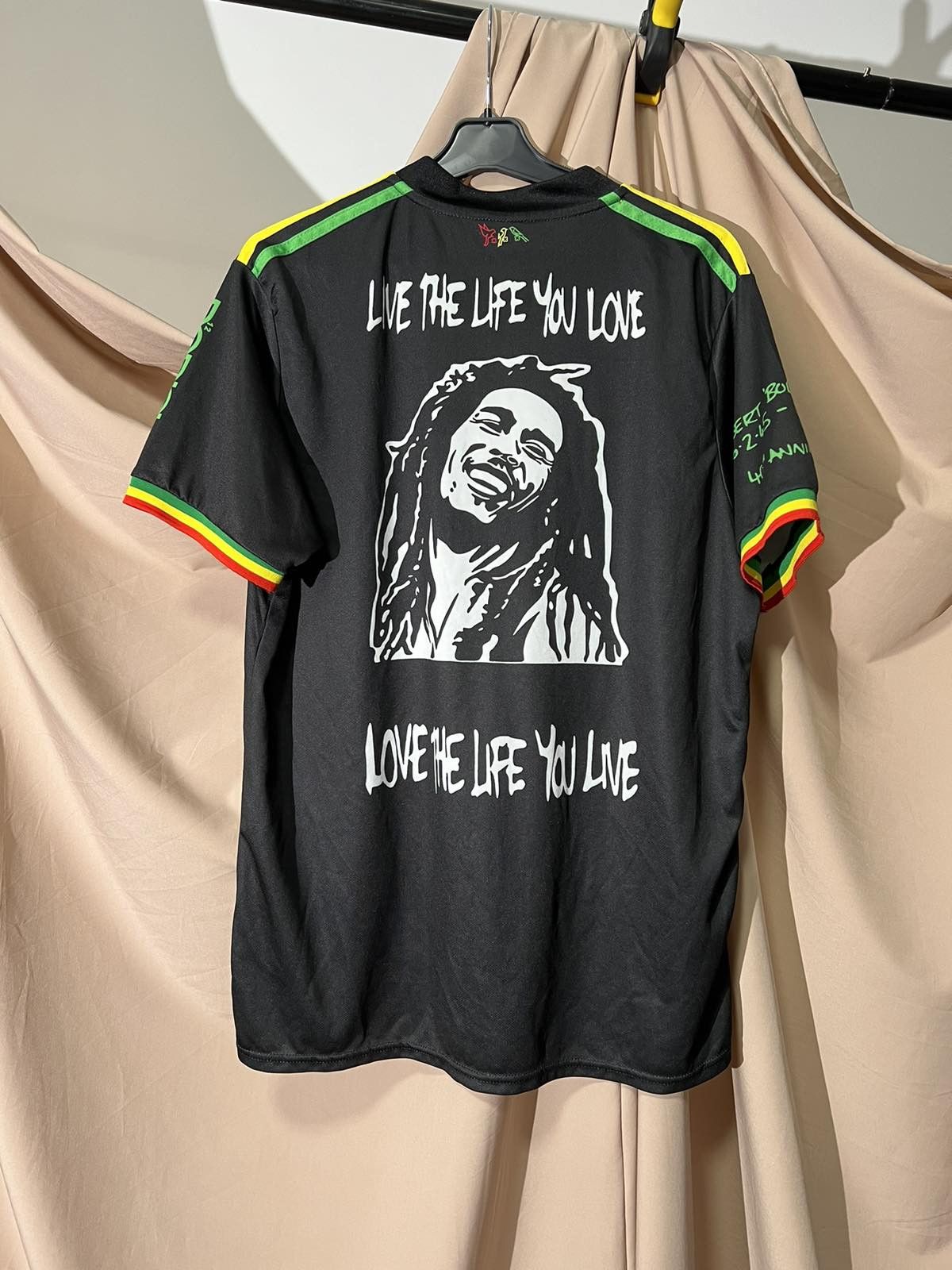 Adidas Adidas Ajax Bob Marley 2021-2022 Third Football Jersey Size US L / EU 52-54 / 3 - 2 Thumbnail