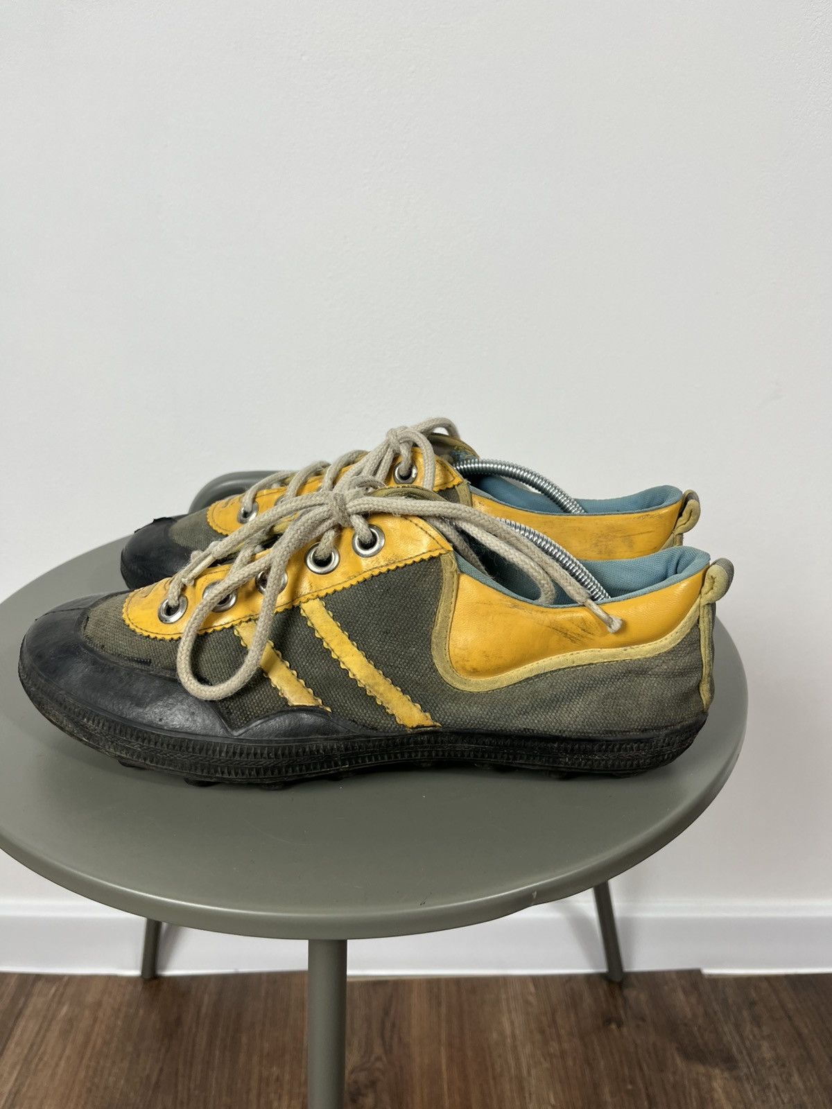 Other Vintage ZDA Partizanske Football Boots 42 Czechoslovakia Size US 9 / EU 42 - 8 Thumbnail