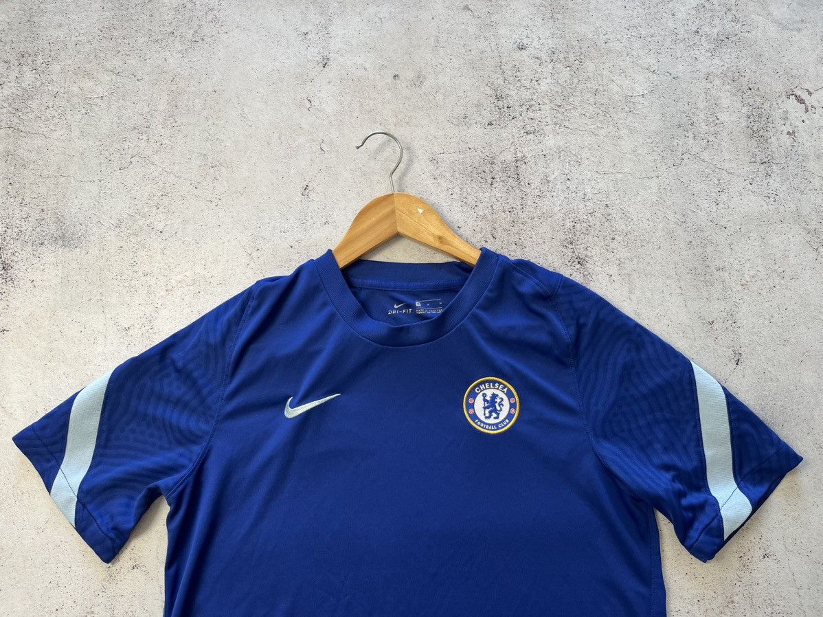 Chelsea Soccer NIKE FC CHELSEA LONDON TRAINING SOCCER JERSEY FOOTBALL SHIRT Size US M / EU 48-50 / 2 - 2 Thumbnail