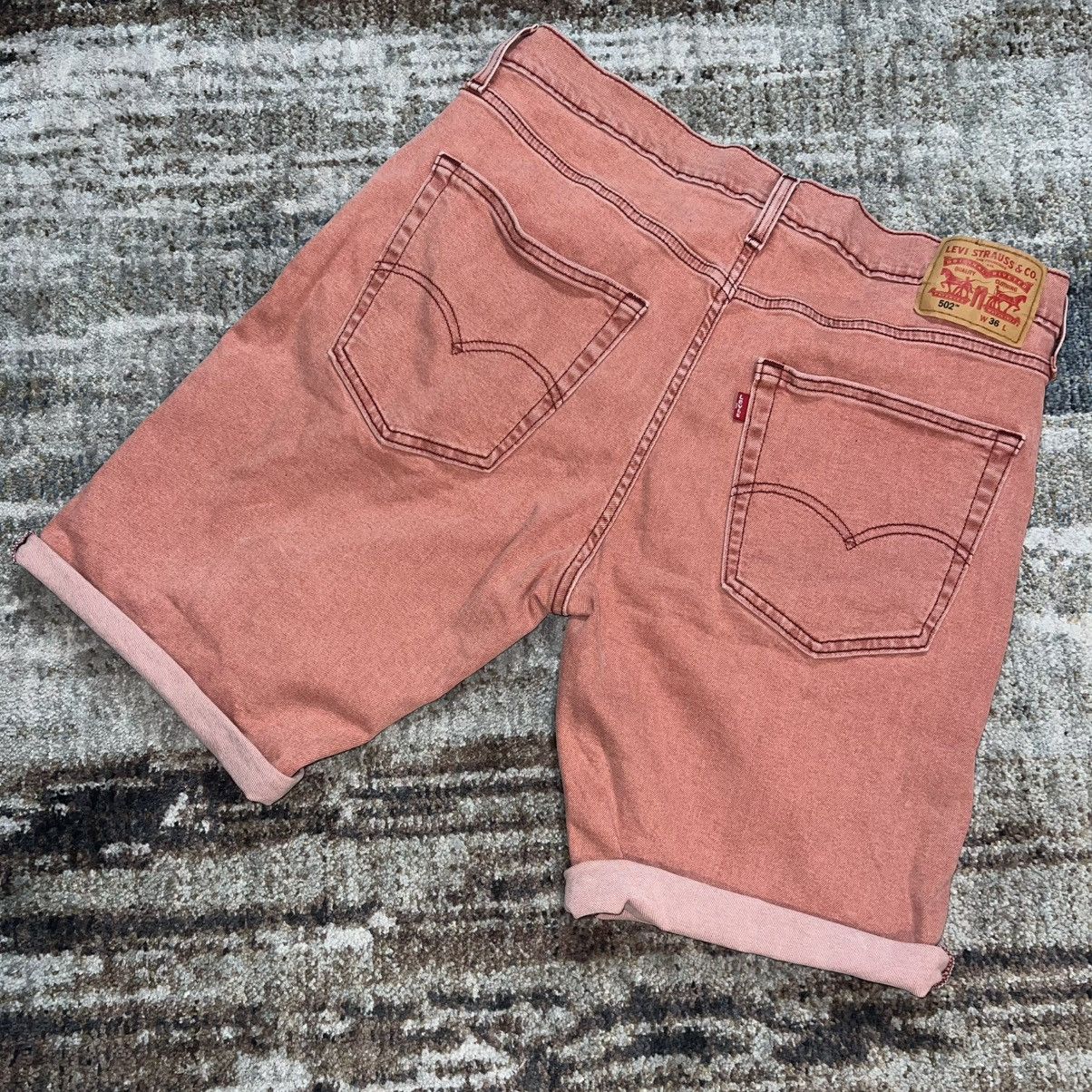 Levi's NEW Levi’s Washed Red Denim Shorts Size US 36 / EU 52 - 3 Thumbnail