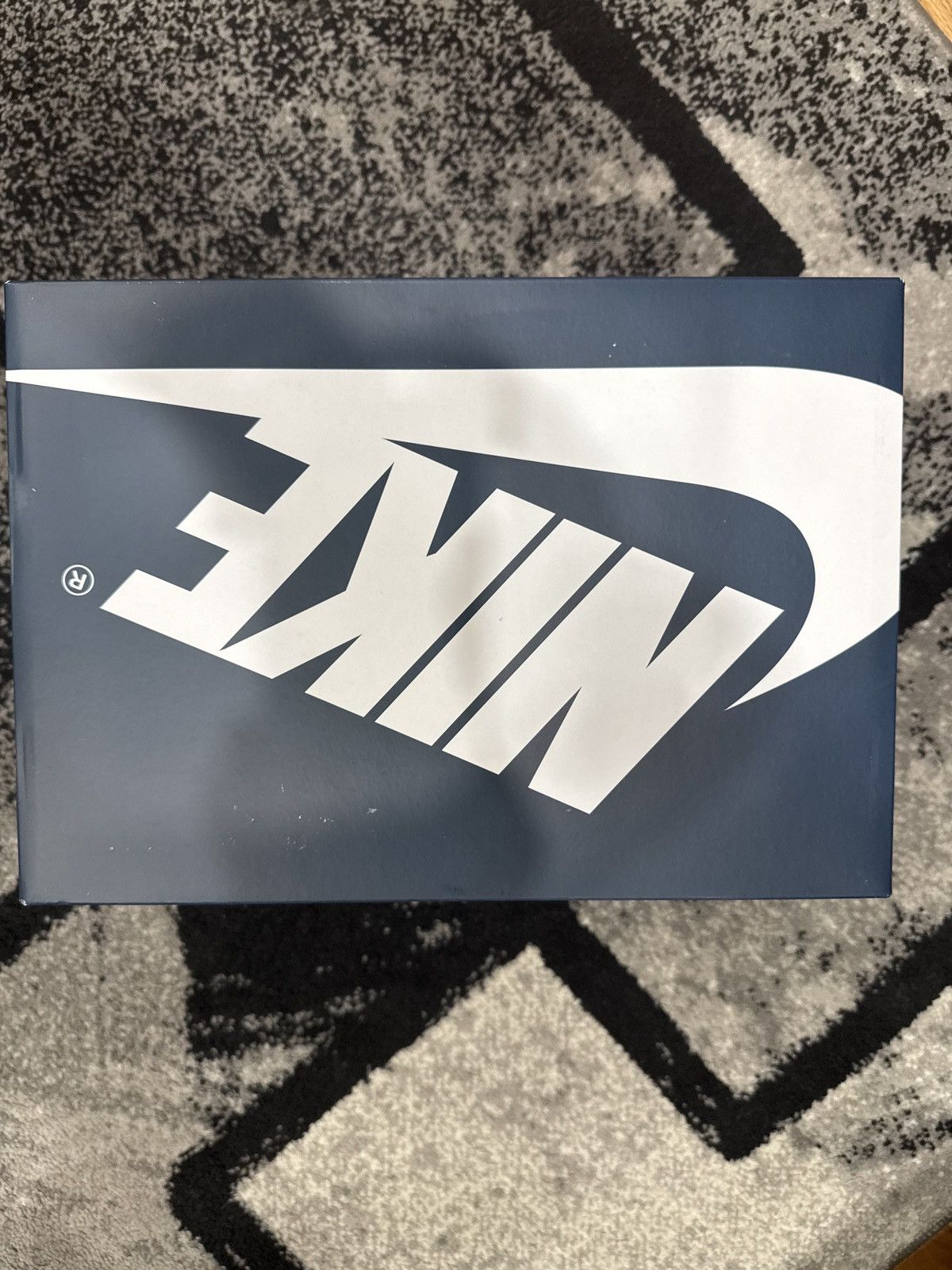 Jordan Brand Nike Air Jordan 1 High OG Midnight Navy Size 7M /8.5w BINB Size US 7 / EU 40 - 7 Thumbnail
