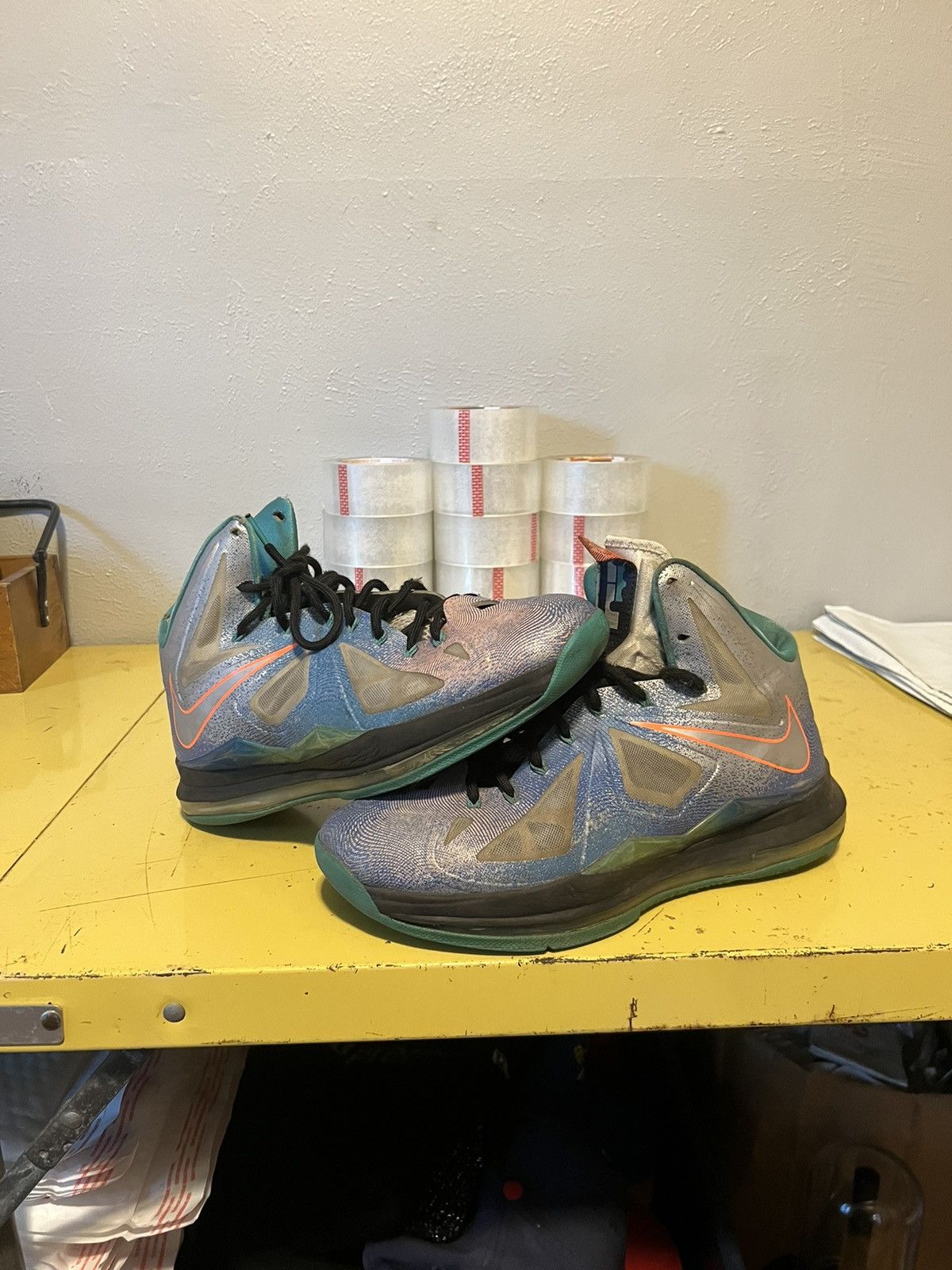 Nike Nike Lebron 10 Pure Platinum Size US 10 / EU 43 - 1 Thumbnail