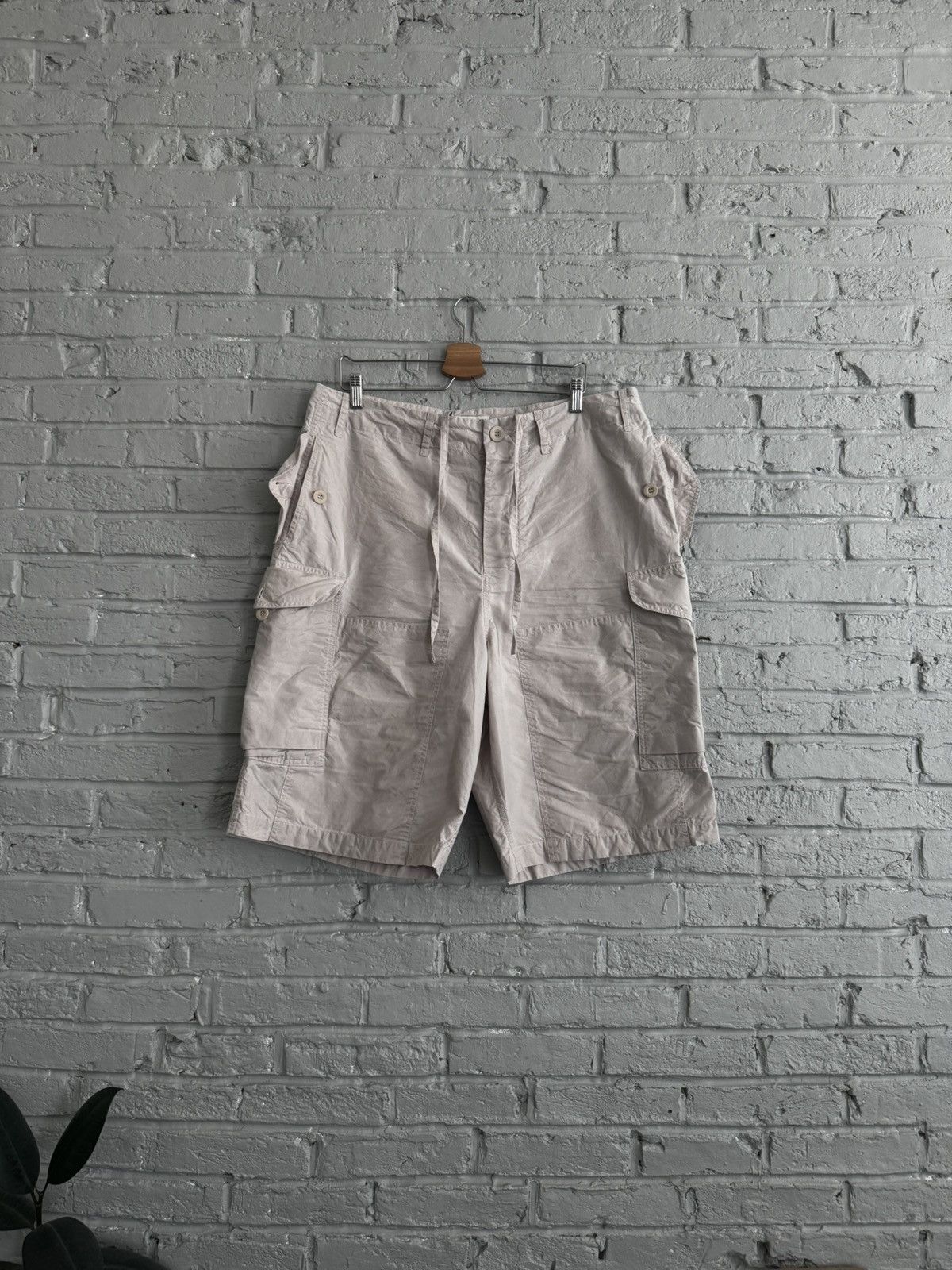 Casey Casey Casey Casey Off White Mamo Cargo Shorts Size US 34 / EU 50 - 1 Thumbnail