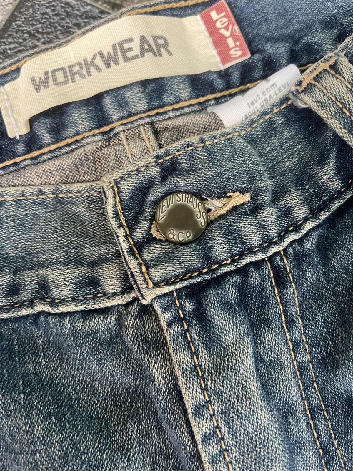 Levi's VINTAGE BAGGY LEVI'S WORKWEAR DENIM JEANS Size US 34 / EU 50 - 15 Thumbnail
