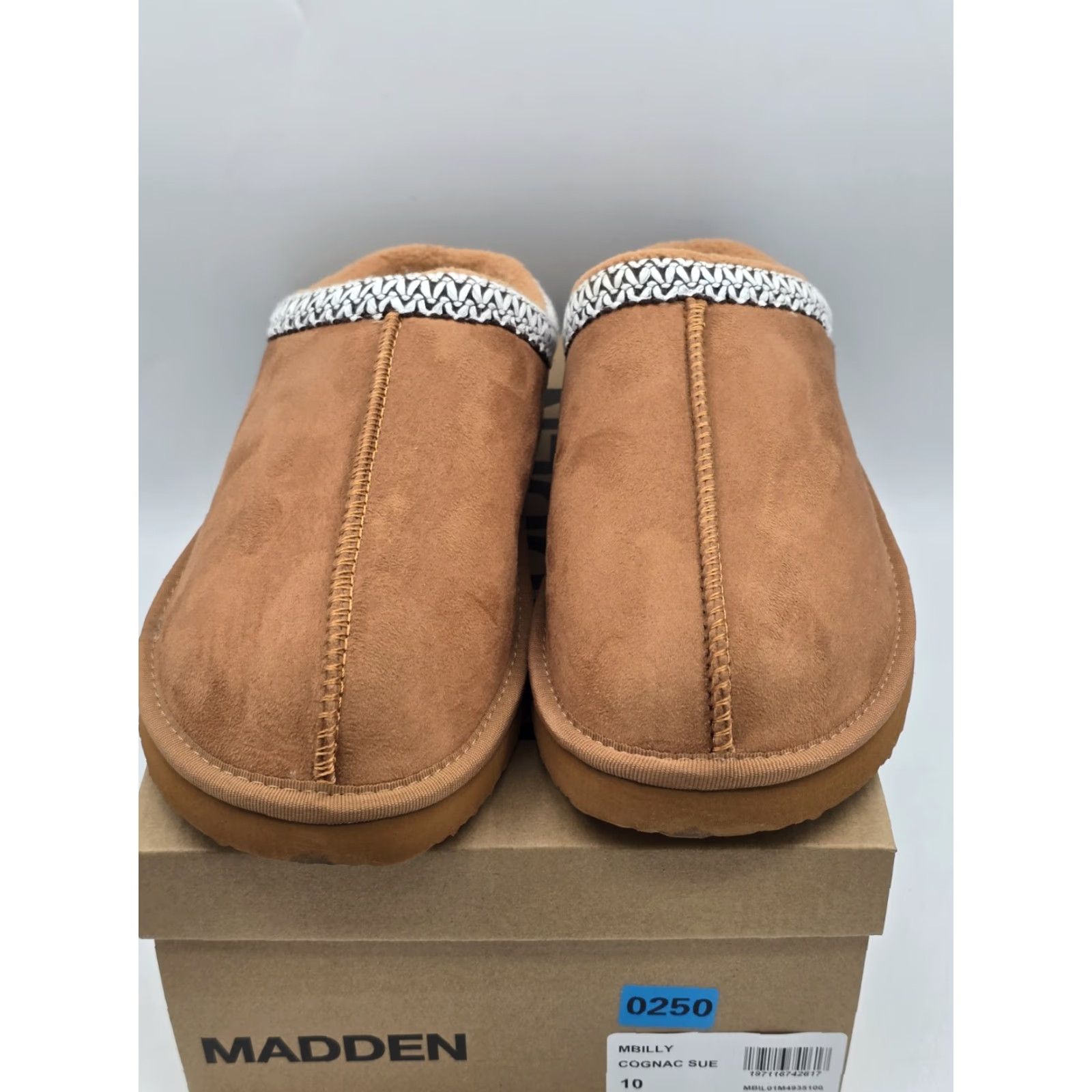 Vintage Madden Girl Pantuflas Mbilly Cognac Brown Suede - Sz 10 M Boots Women Pantuflas Mbilly Cognac Brown Suede - Sz 10 M Size 32" / US 10 / IT 46 - 4 Thumbnail