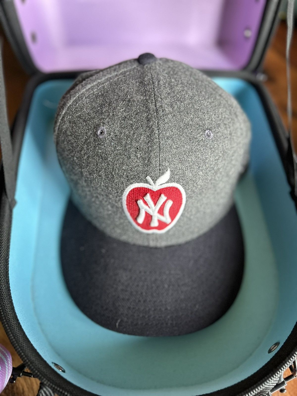 New Era 71/4 New york apple fitted hat Size ONE SIZE - 1 Thumbnail