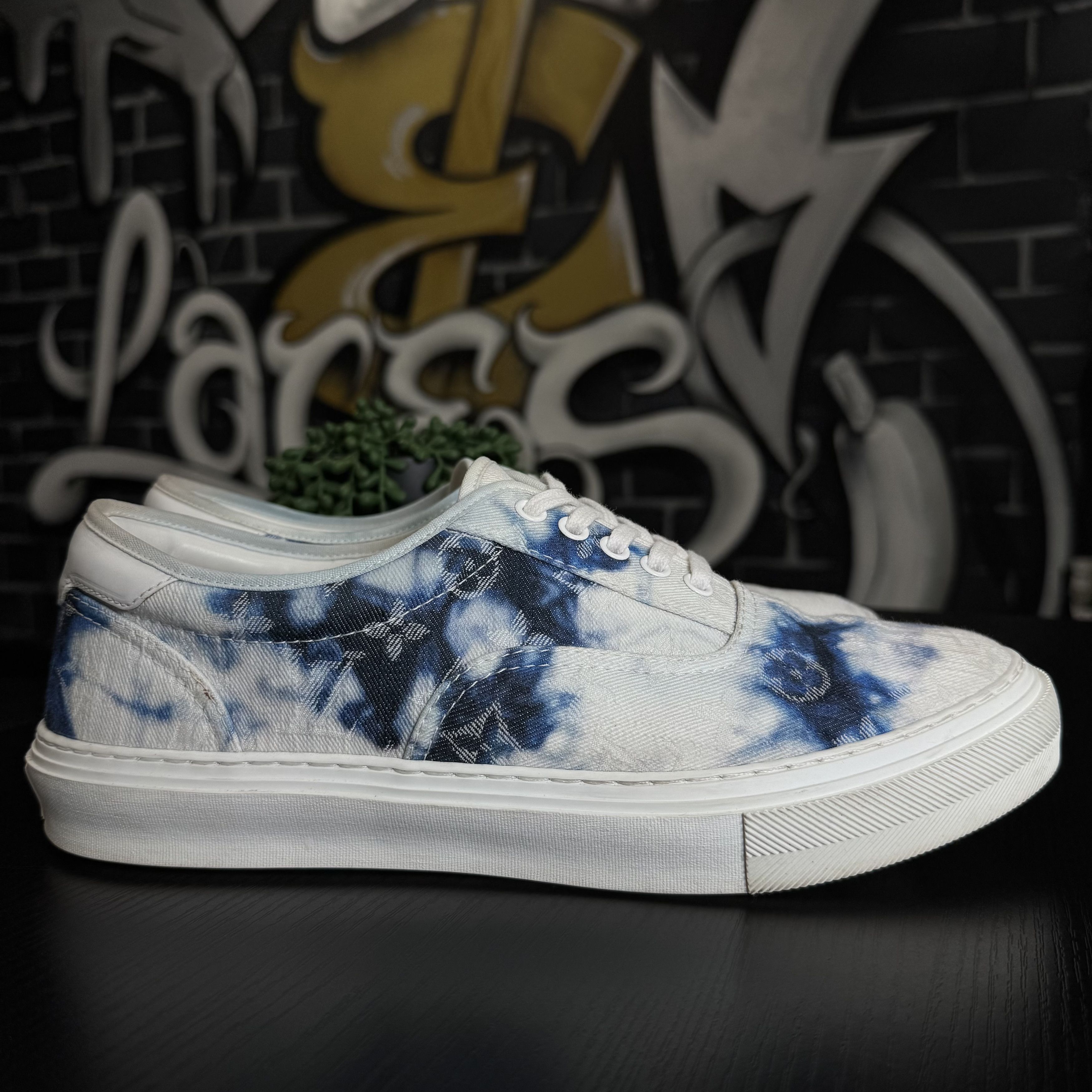 Louis Vuitton LOUIS VUITTON TROCADERO TIE DYE DENIM Size US 9 / EU 42 - 5 Thumbnail