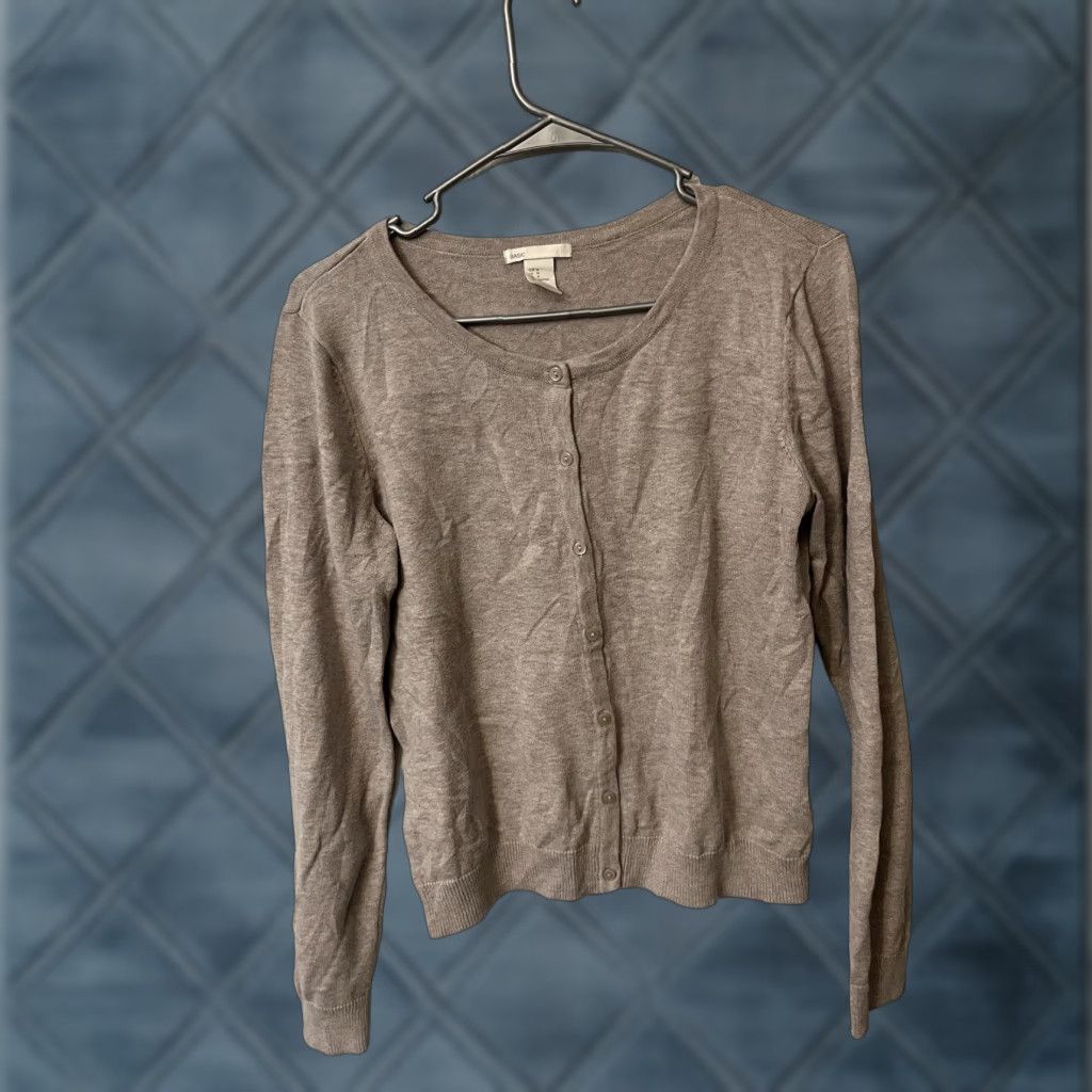 H&M H&M BASIC Women's Size Medium Beige SWEATER CARDIGAN Button Size M / US 6-8 / IT 42-44 - 1 Thumbnail