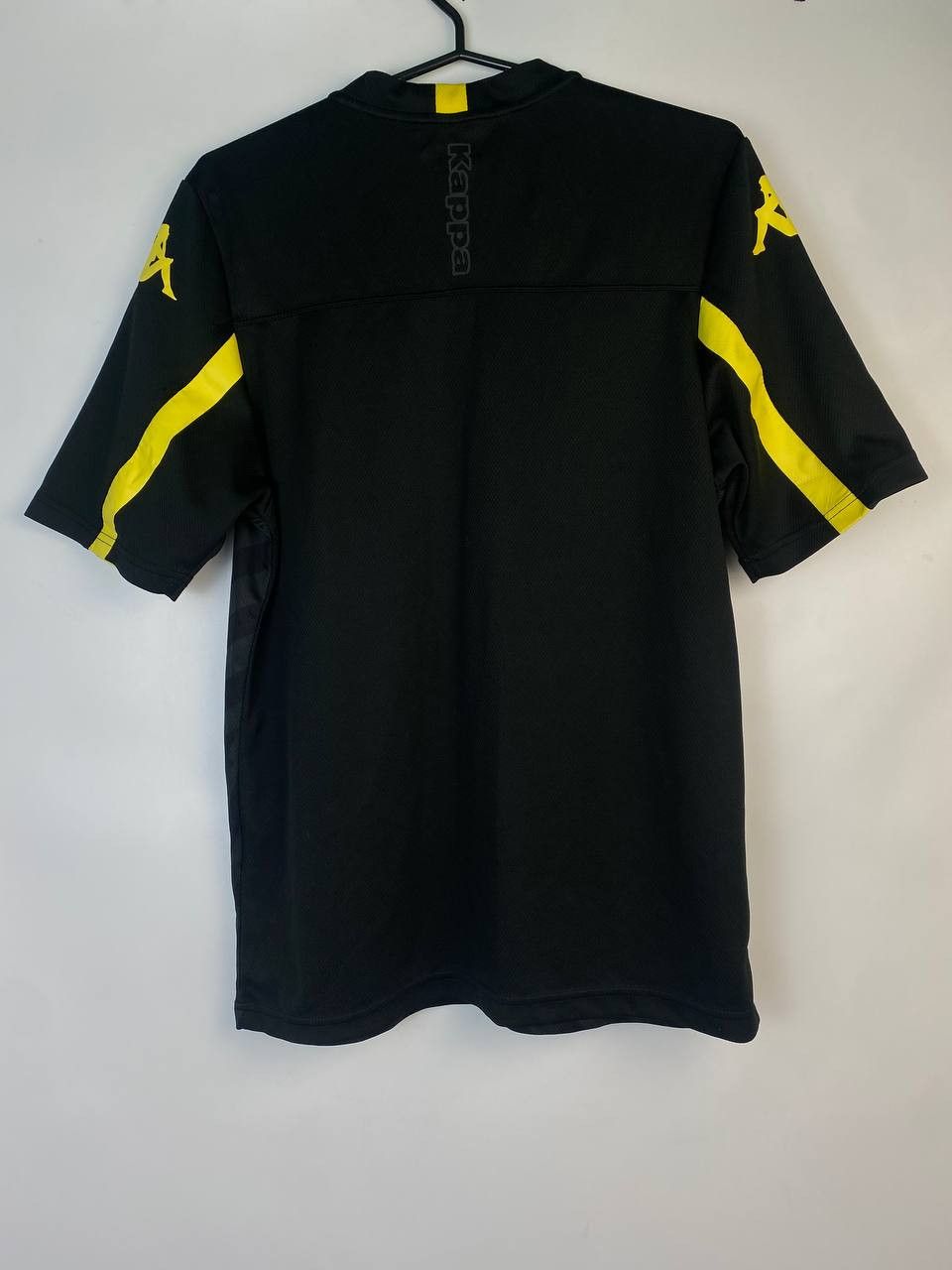 Kappa Vintage soccer 2015-16 Leeds United Kappa Training Shirt Size US M / EU 48-50 / 2 - 4 Thumbnail
