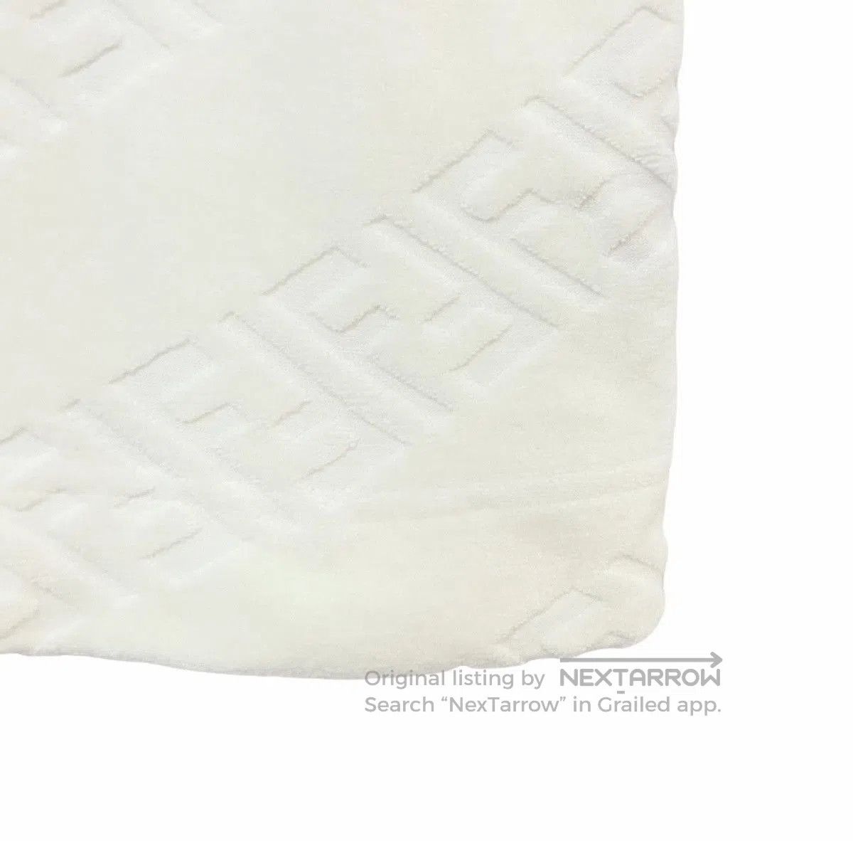 Fendi White Short Sleeve Patterned T. Size US M / EU 48-50 / 2 - 5 Thumbnail
