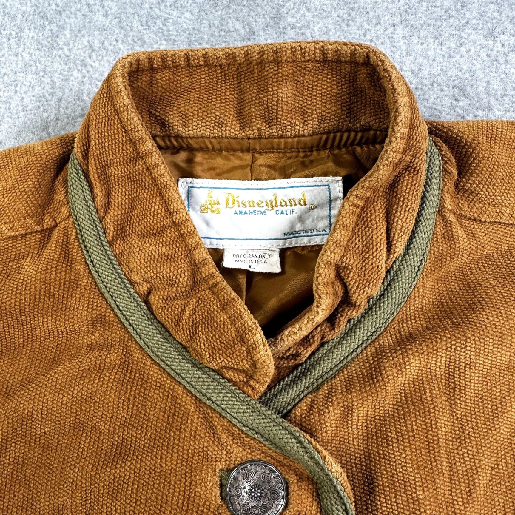 Vintage VINTAGE Disneyland Fantasyland Skyway Chalet Station Cast Member Jacket Womens L Size L / US 10 / IT 46 - 3 Thumbnail
