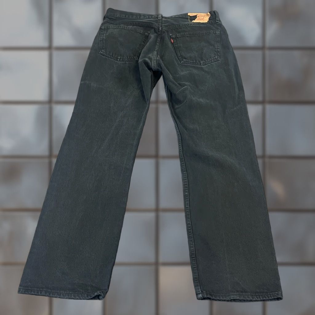 Levi's VINTAGE Levi's 501 Jeans Mens Straight 36 32 Dark Grey Button Fly 90s Levi's 501 Series Regular Denim Cotton 5-Pocket Mens Jeans Size US 36 / EU 52 - 1 Thumbnail