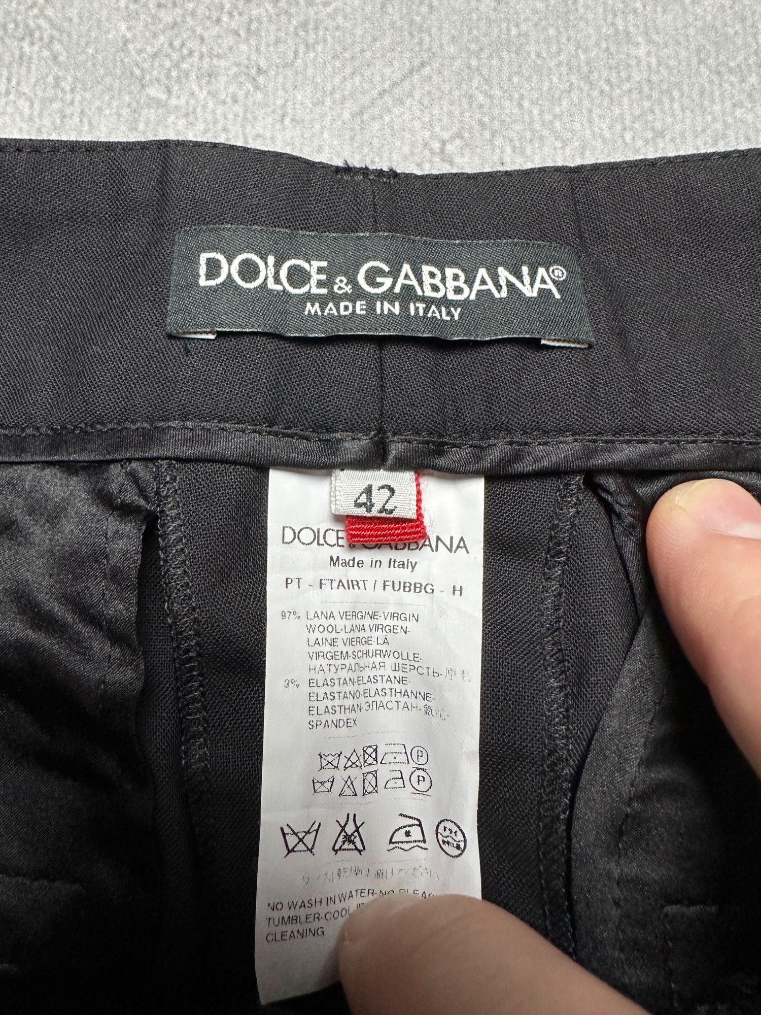 Dolce & Gabbana Black Pleated Trousers Size 42 Zip Ankle 90s