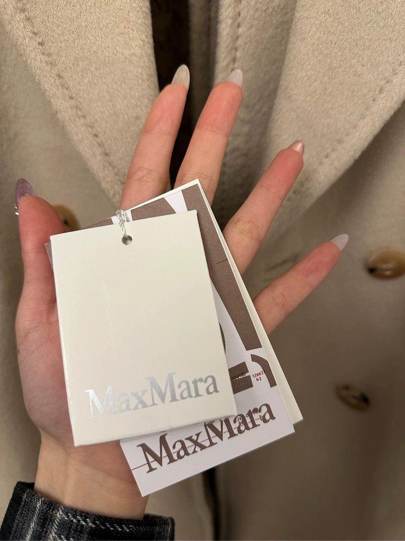 Max Mara Max Mara Coats Size M / US 6-8 / IT 42-44 - 2 Thumbnail