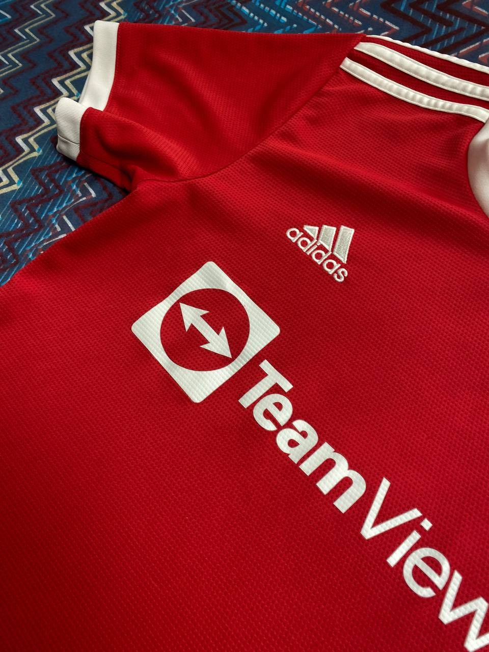 Adidas Jerseys Adidas MANCHESTER UNITED T-Shirt Y2K football club Size US S / EU 44-46 / 1 - 10 Thumbnail