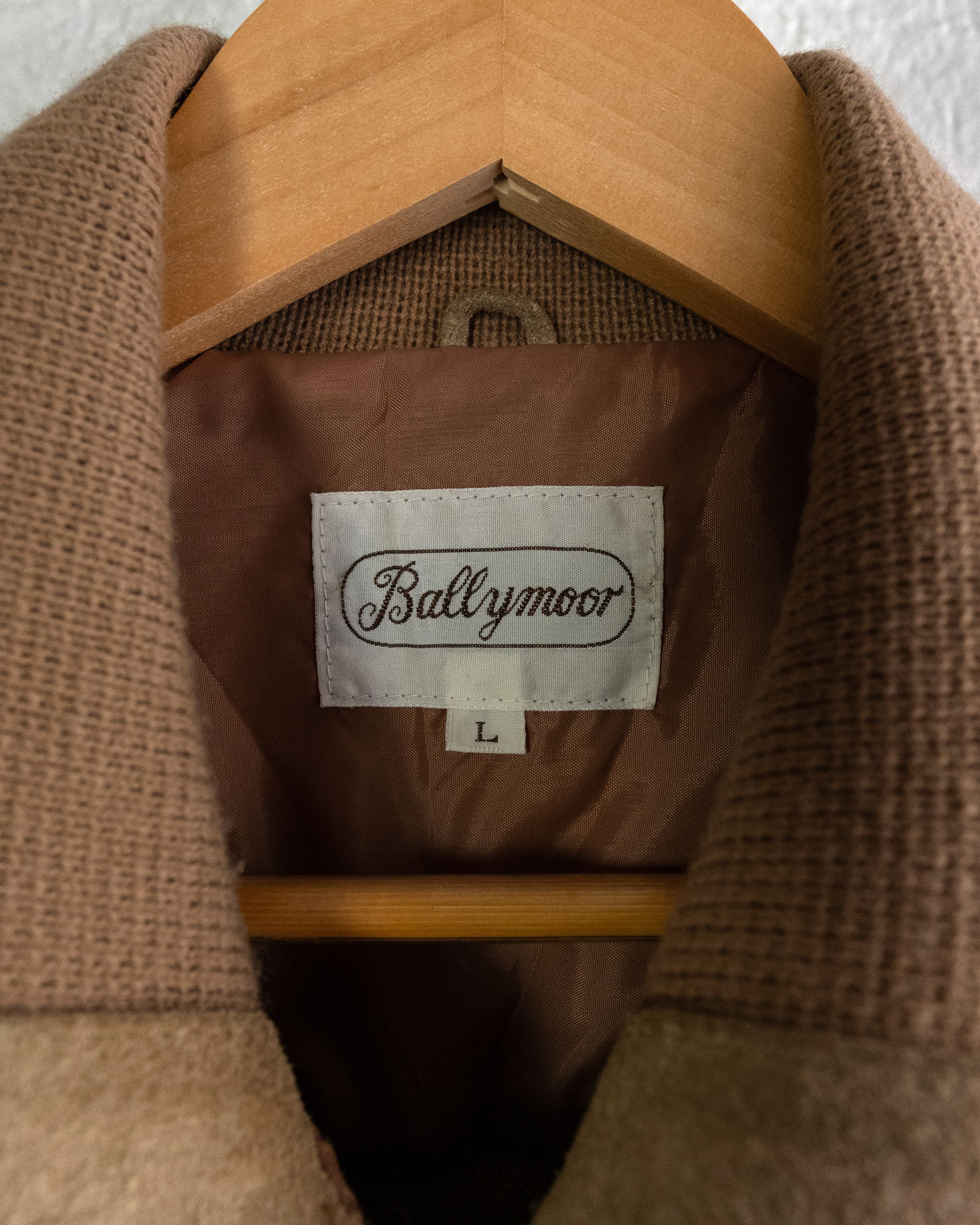 Vintage Vintage 1980s Cowhide Suede Sweater Jacket Tan Knit Hippie Size US L / EU 52-54 / 3 - 11 Thumbnail