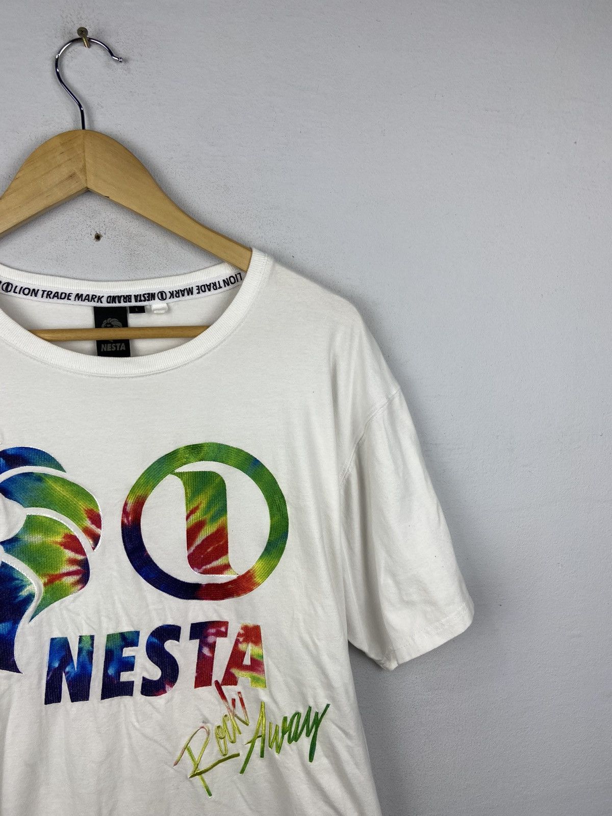 Japanese Brand × Other Nesta Embroidered Multicolour Tee Size US L / EU 52-54 / 3 - 3 Thumbnail