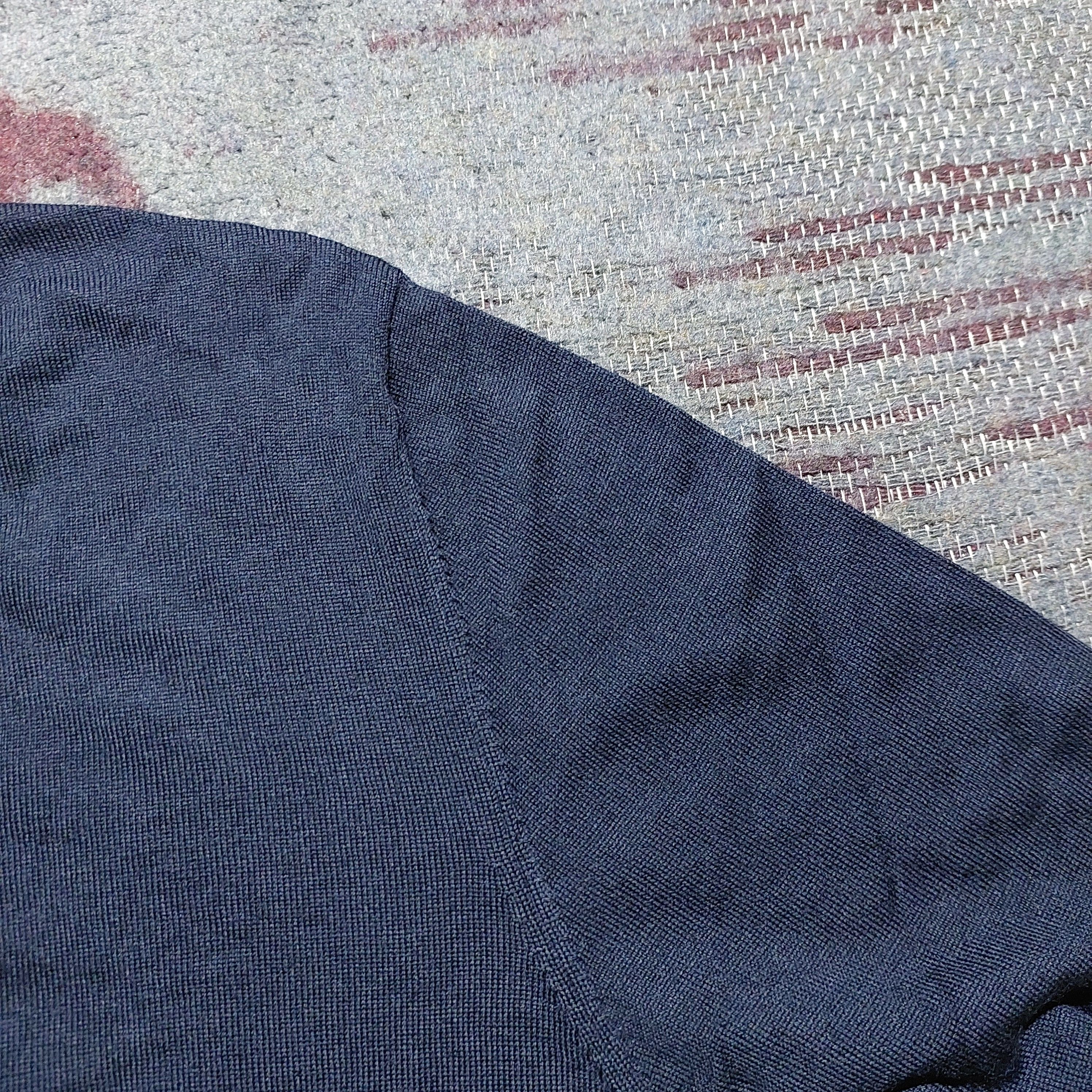 Prada Prada 2019 navy wool knitwear Size US S / EU 44-46 / 1 - 4 Thumbnail
