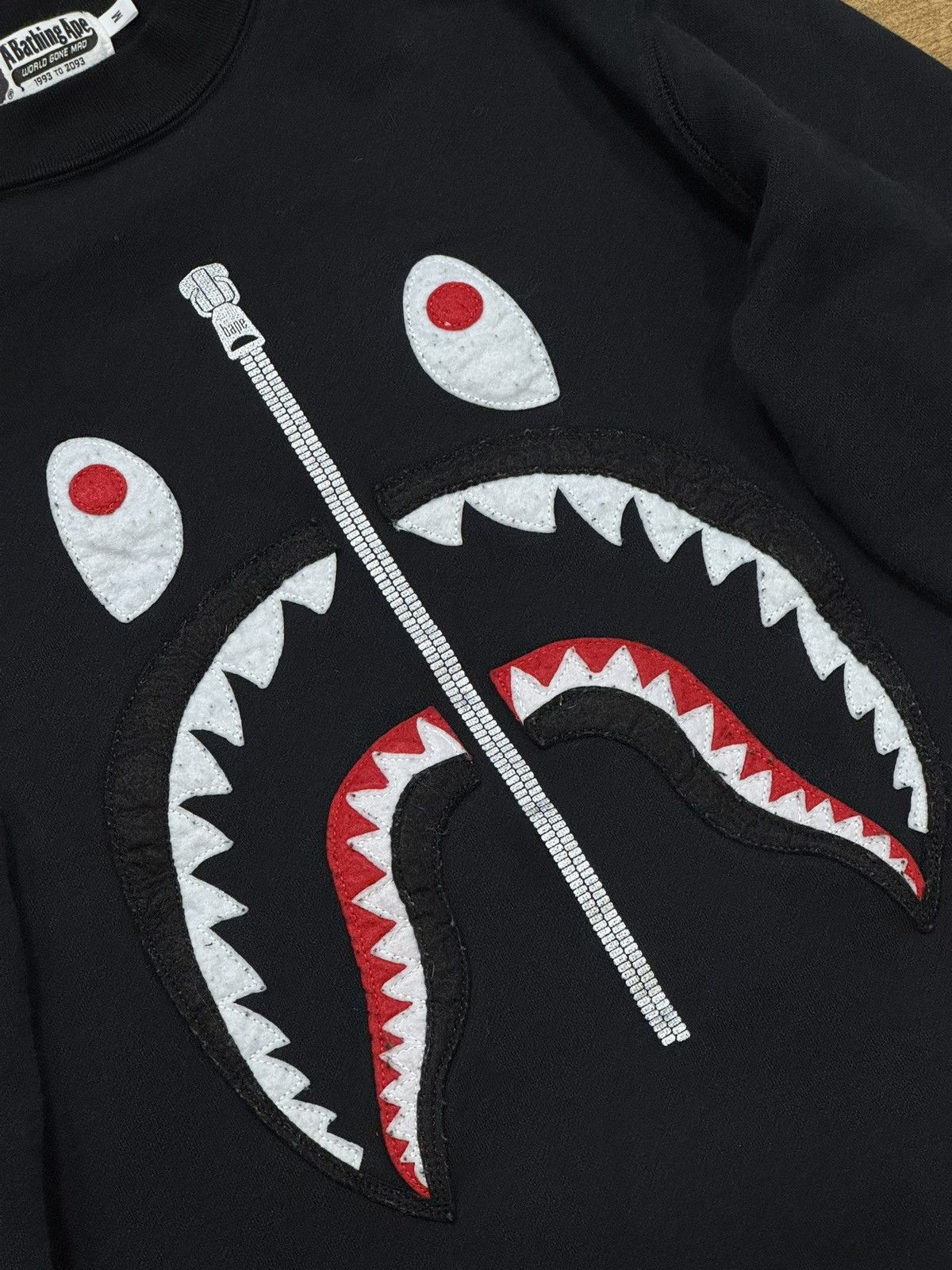 Bape BAPE Patched Shark Crewneck 'Black' FW21 Size US M / EU 48-50 / 2 - 4 Thumbnail